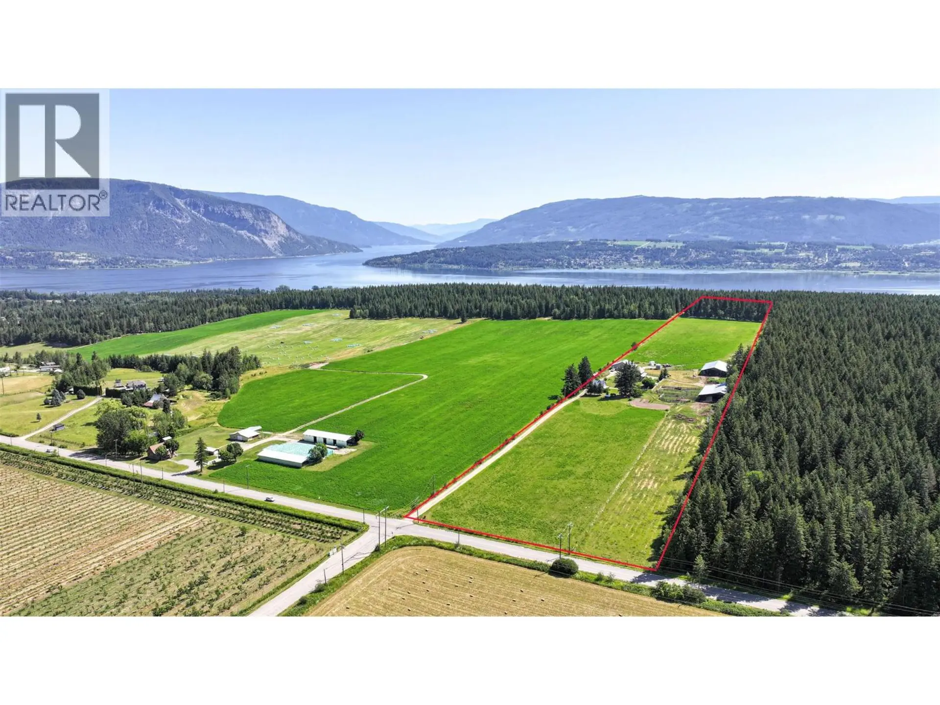 Property at 2990 50 Street NW, Salmon Arm, BC