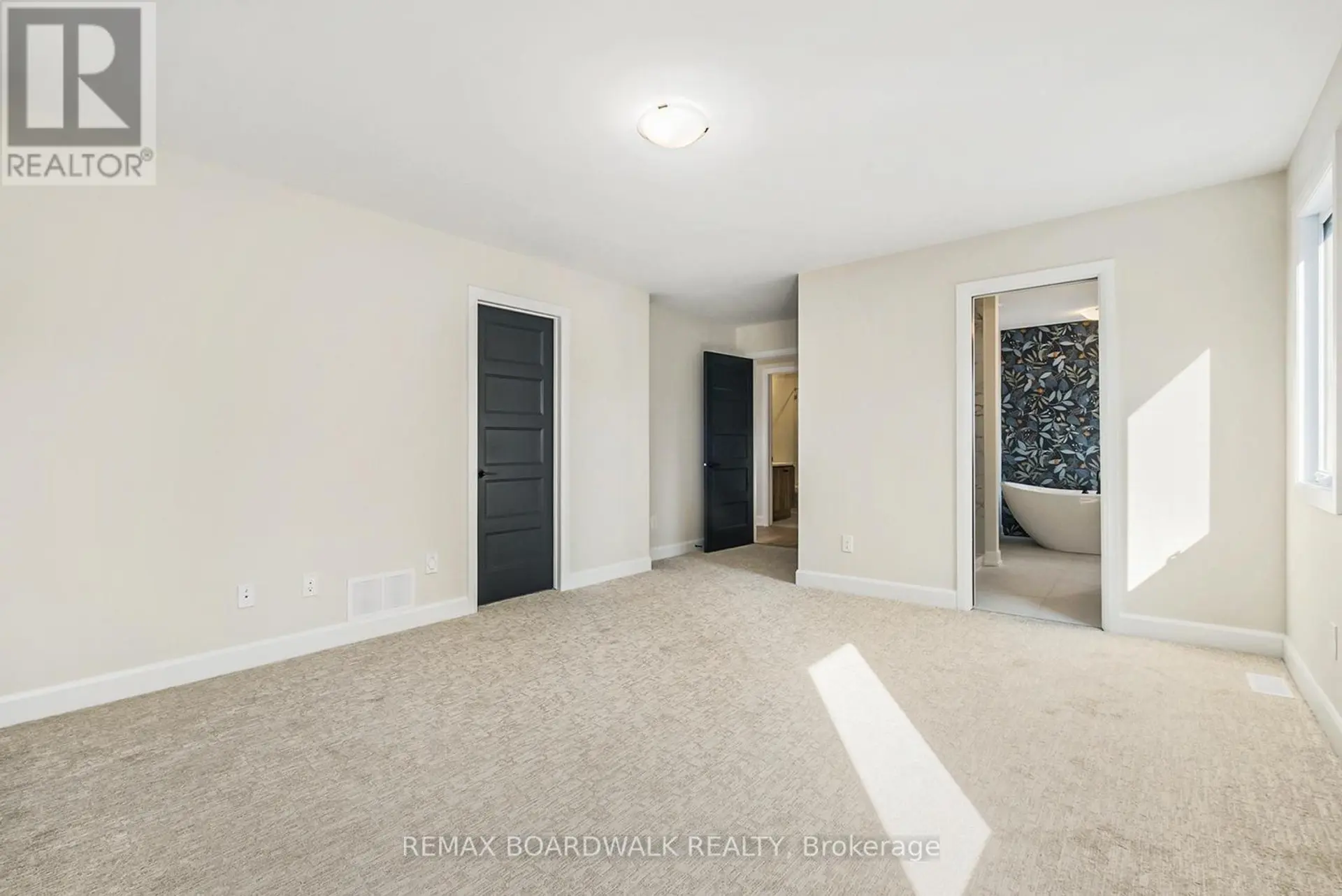 1035 CHABLIS CRESCENT - Image 10