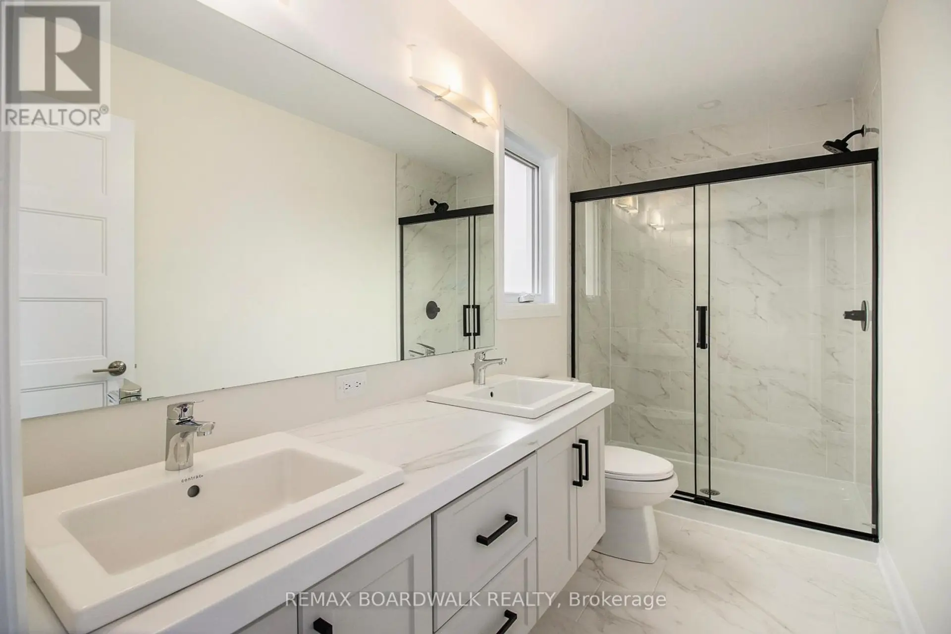 464 FALCON LANE - Image 12