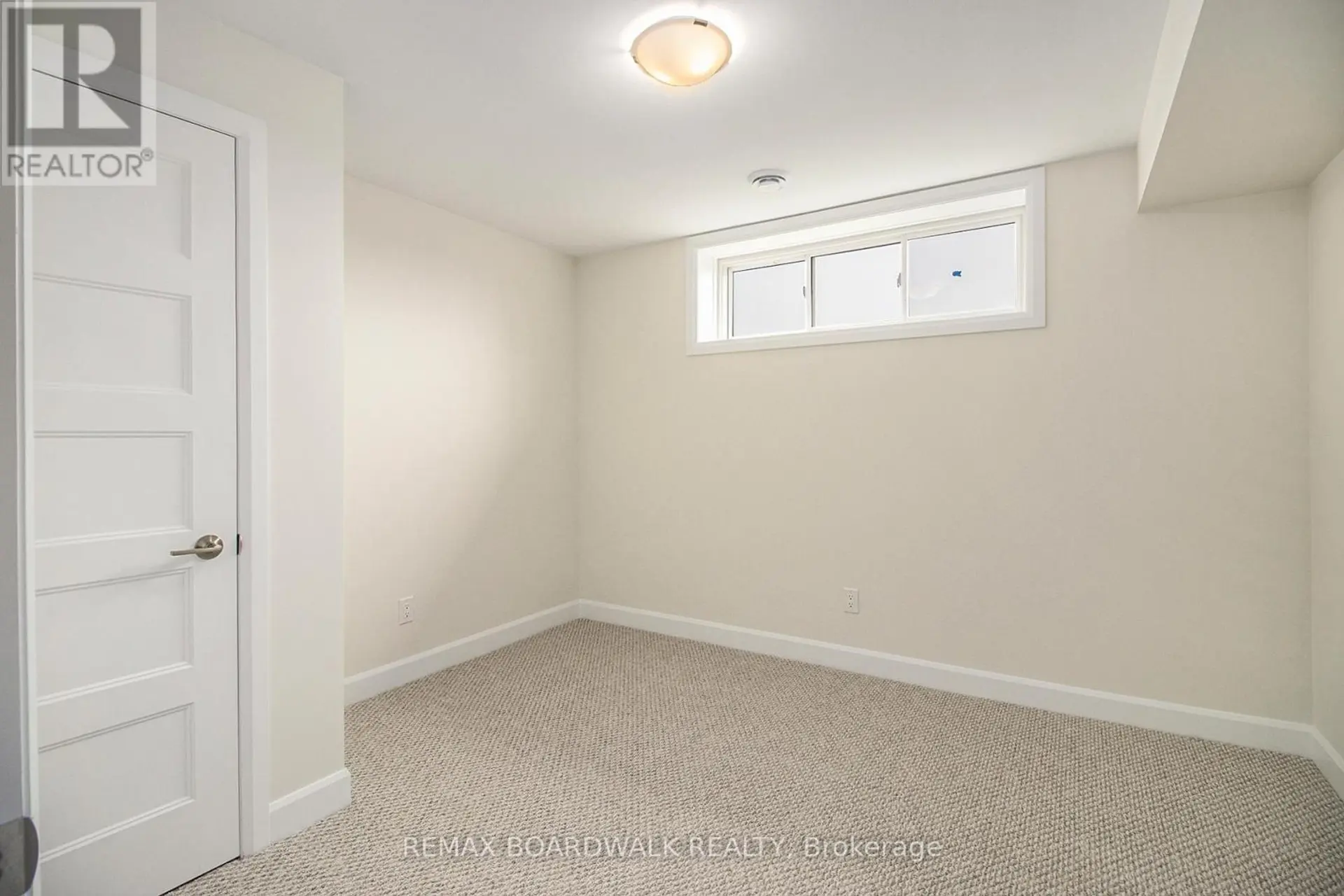 464 FALCON LANE - Image 14