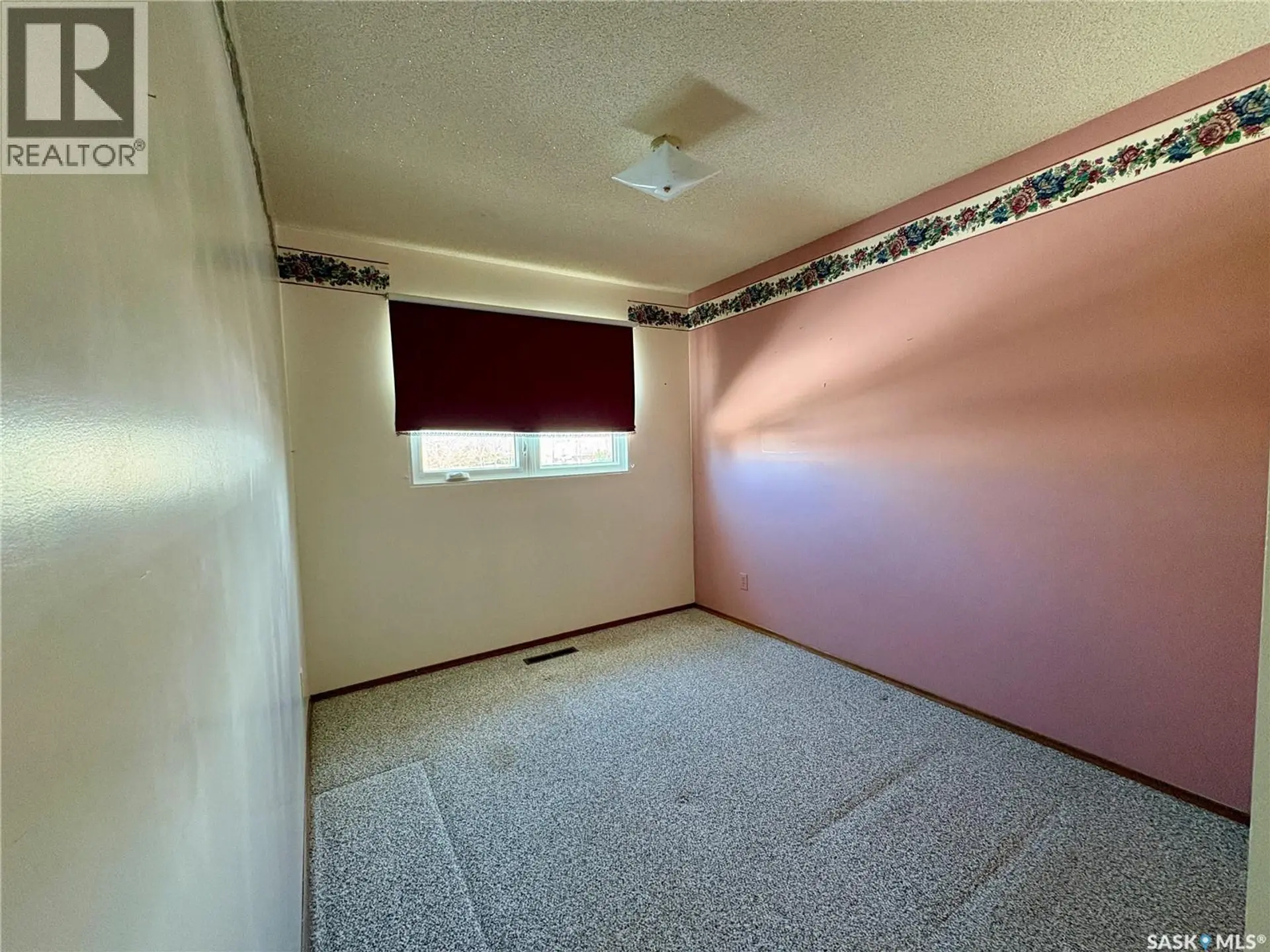 480 8th AVENUE SE - Image 11
