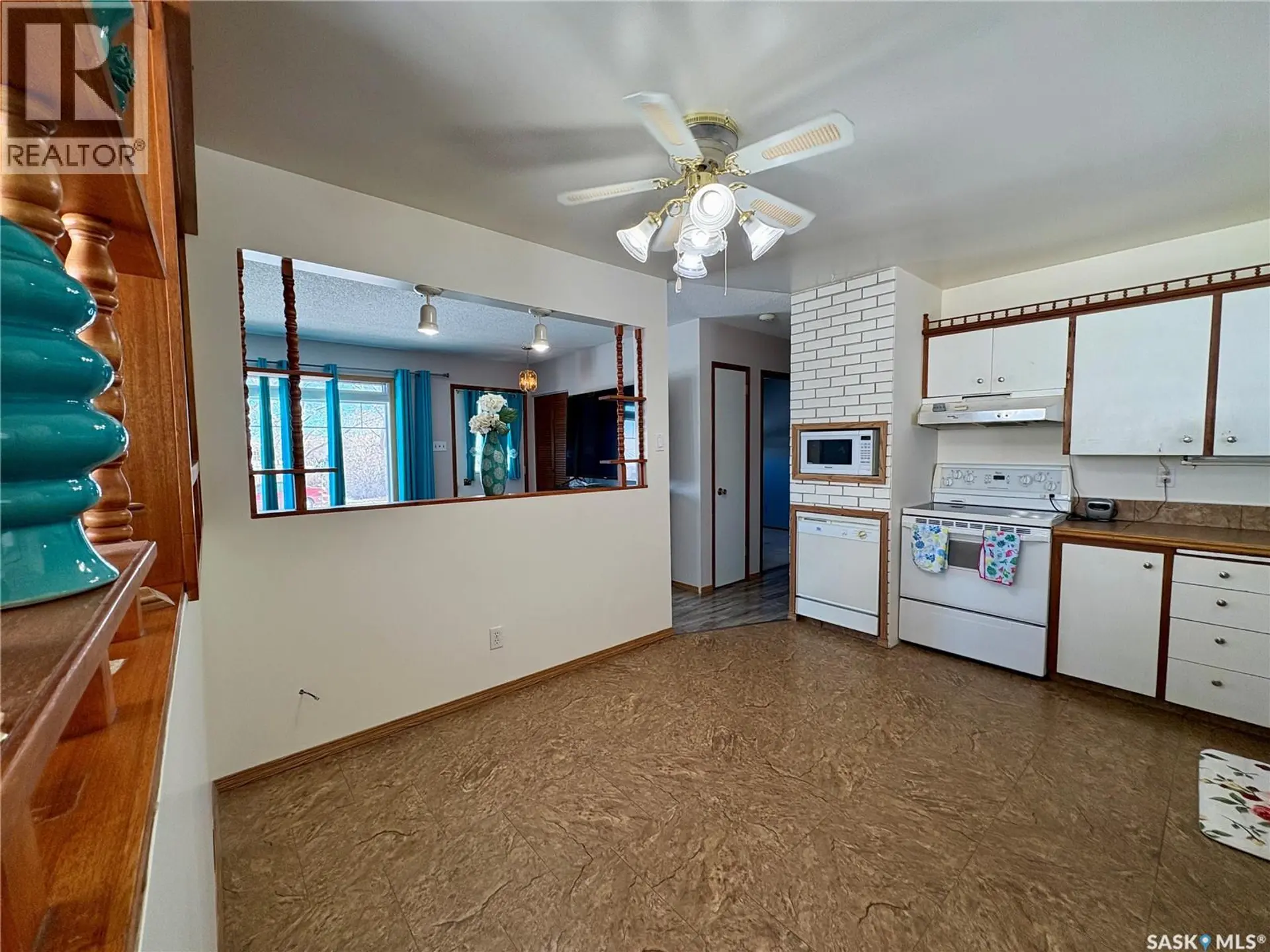 480 8th AVENUE SE - Image 4