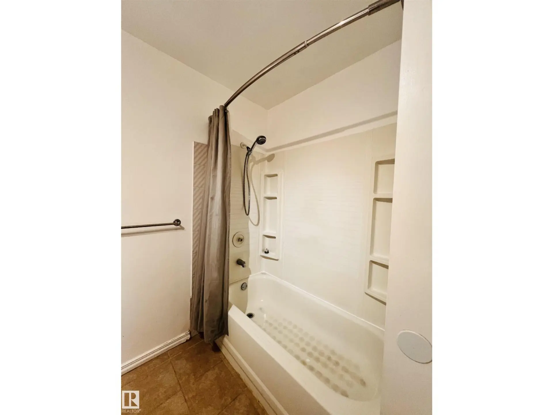 11459 51 AV NW - Image 12