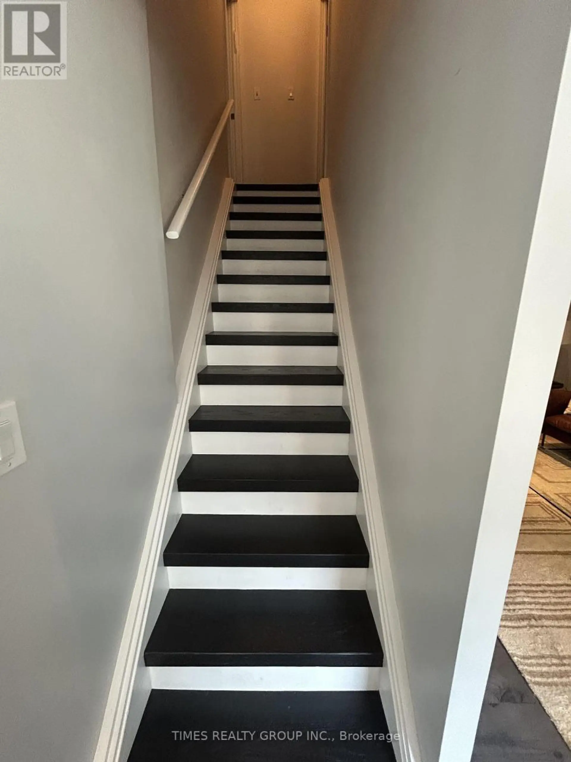 #301 80 CUMBERLAND STREET - Image 9
