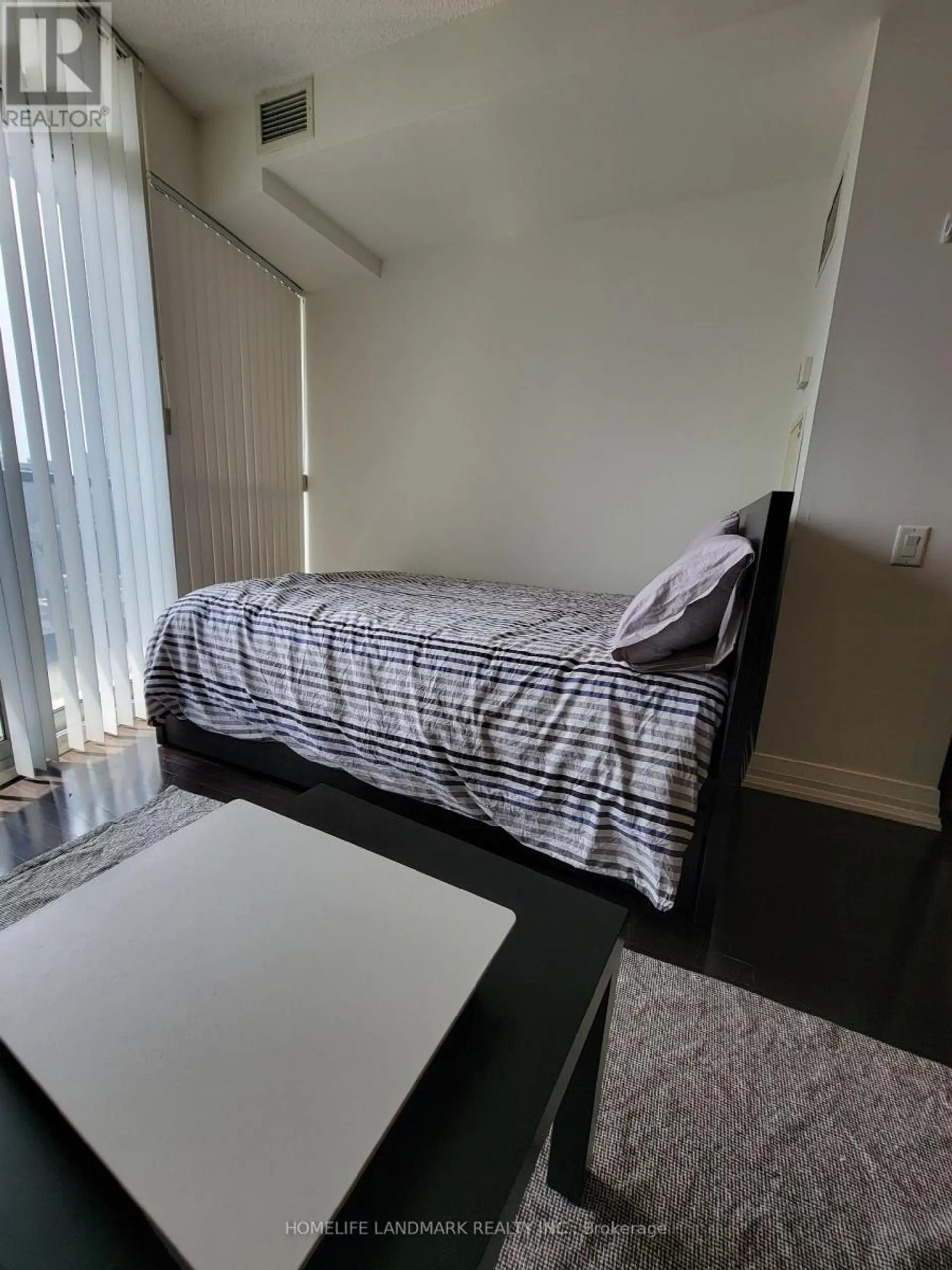 #2708 21 CARLTON STREET - Image 4