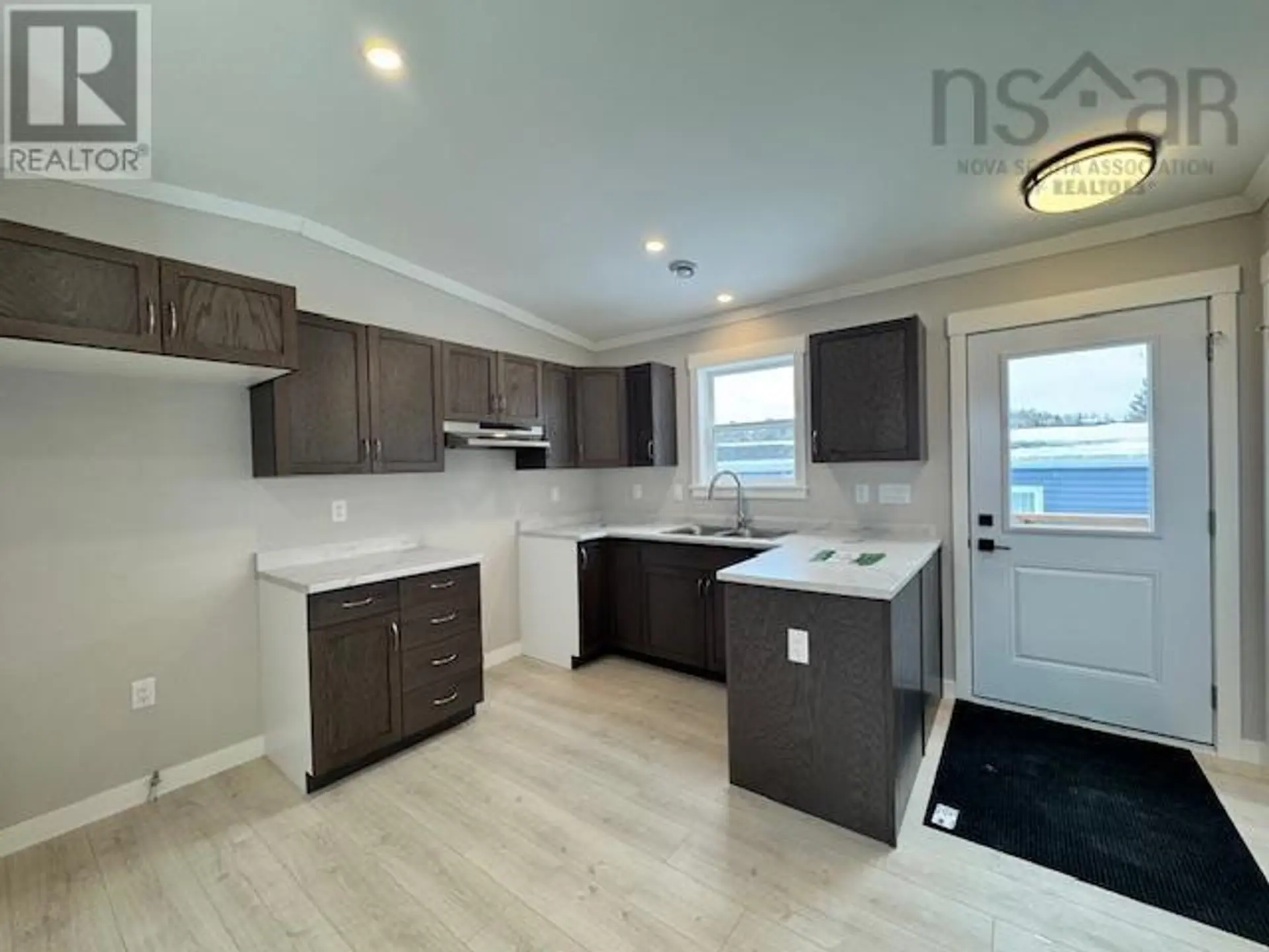29 SHARON DRIVE - Image 6
