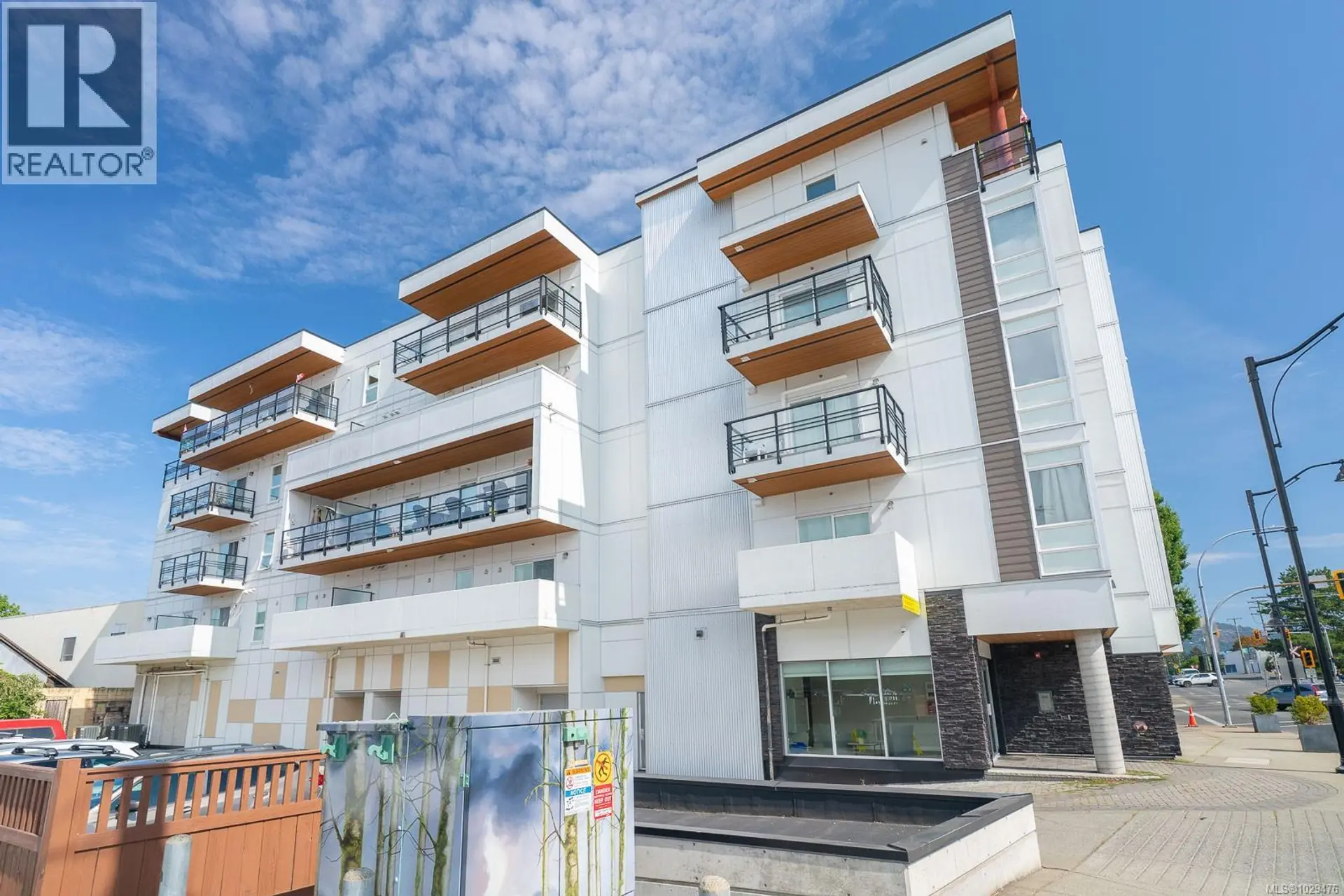 Property at #208 15 Canada Ave, Duncan, BC