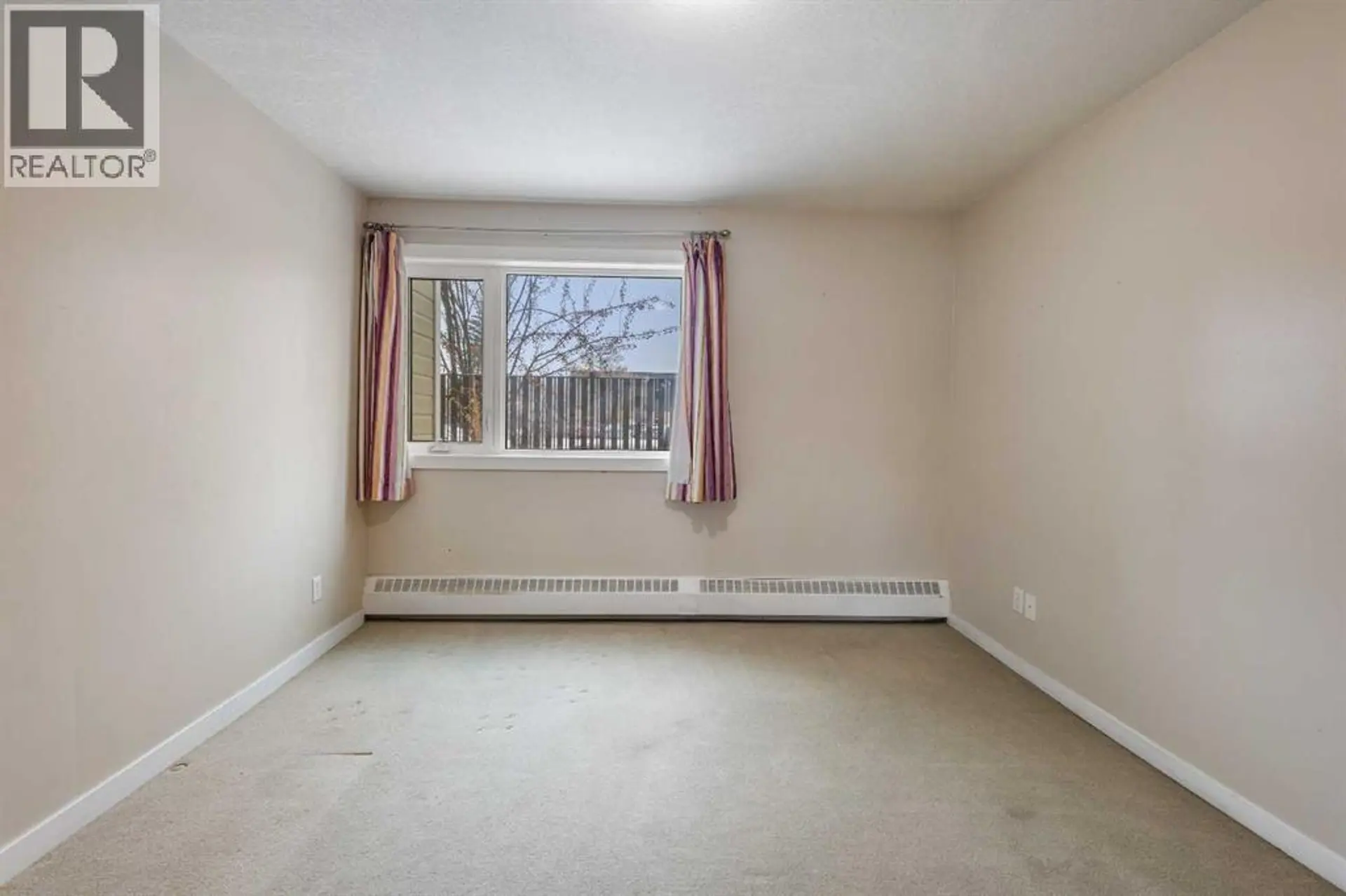 #101 3747 42 Street NW - Image 13