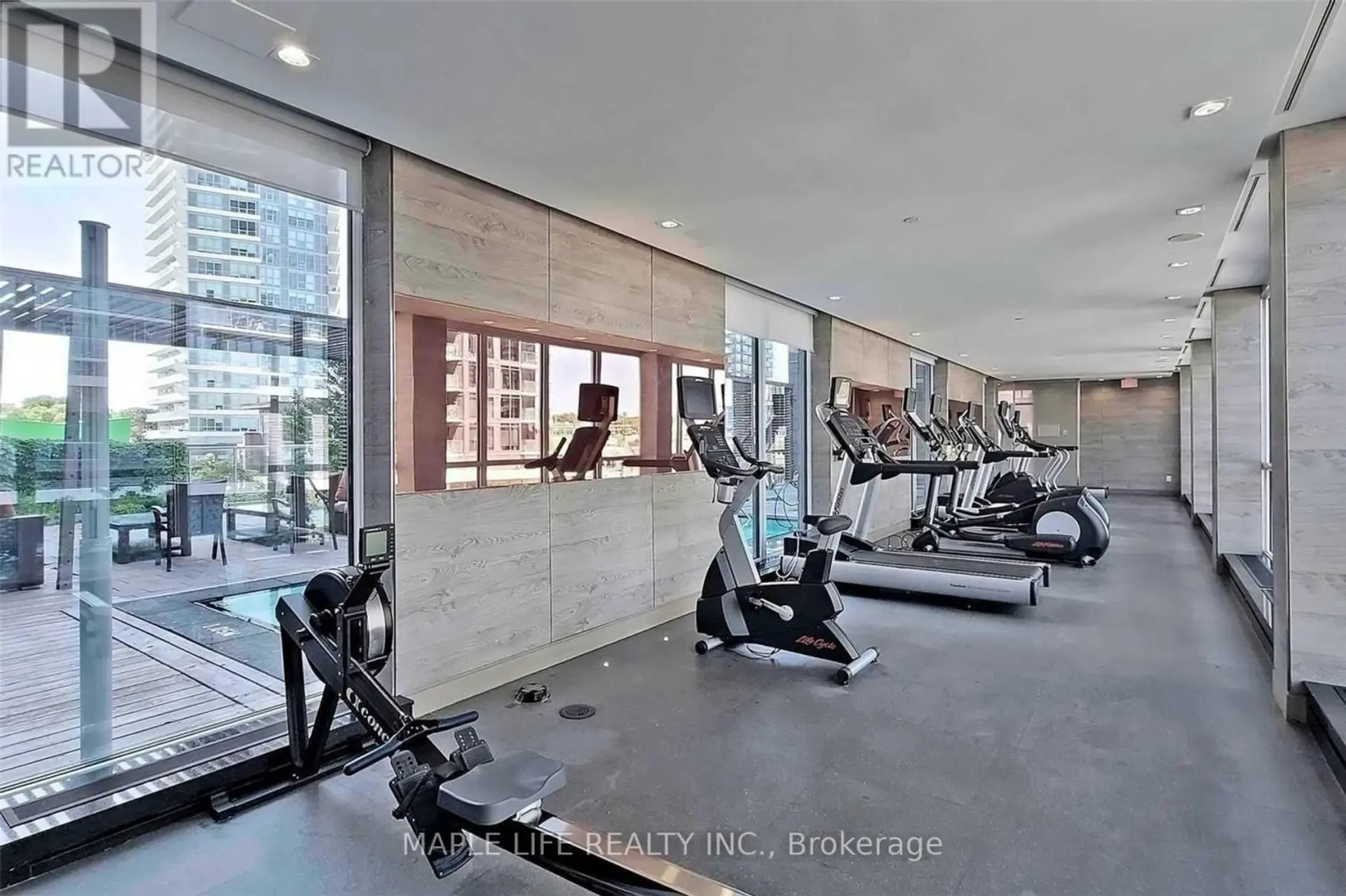 #2502 121 MCMAHON DRIVE - Image 11