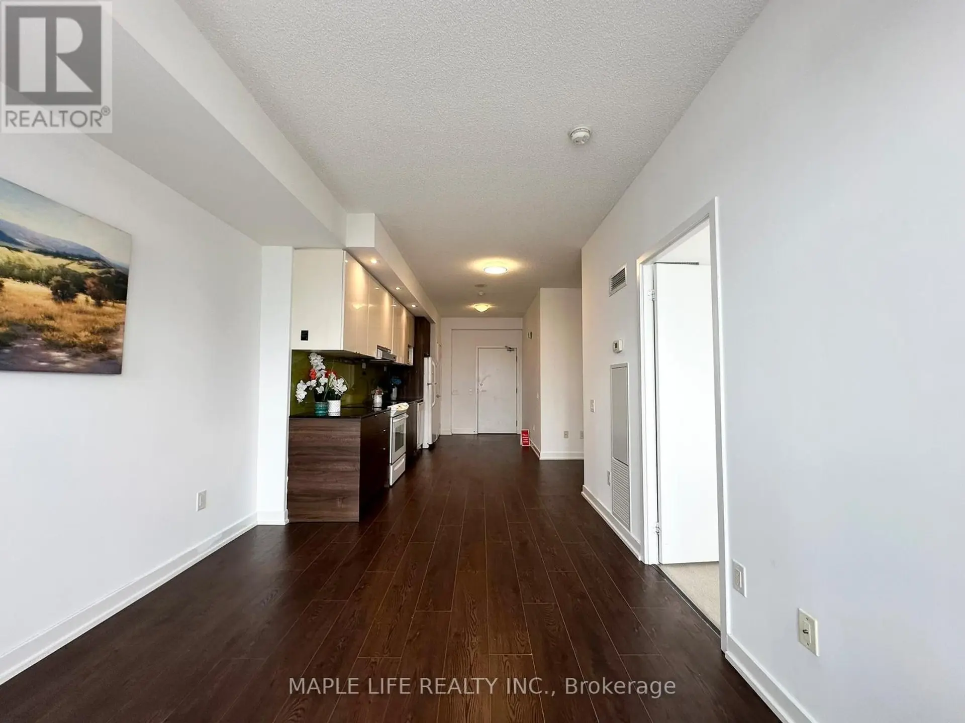 #2502 121 MCMAHON DRIVE - Image 9