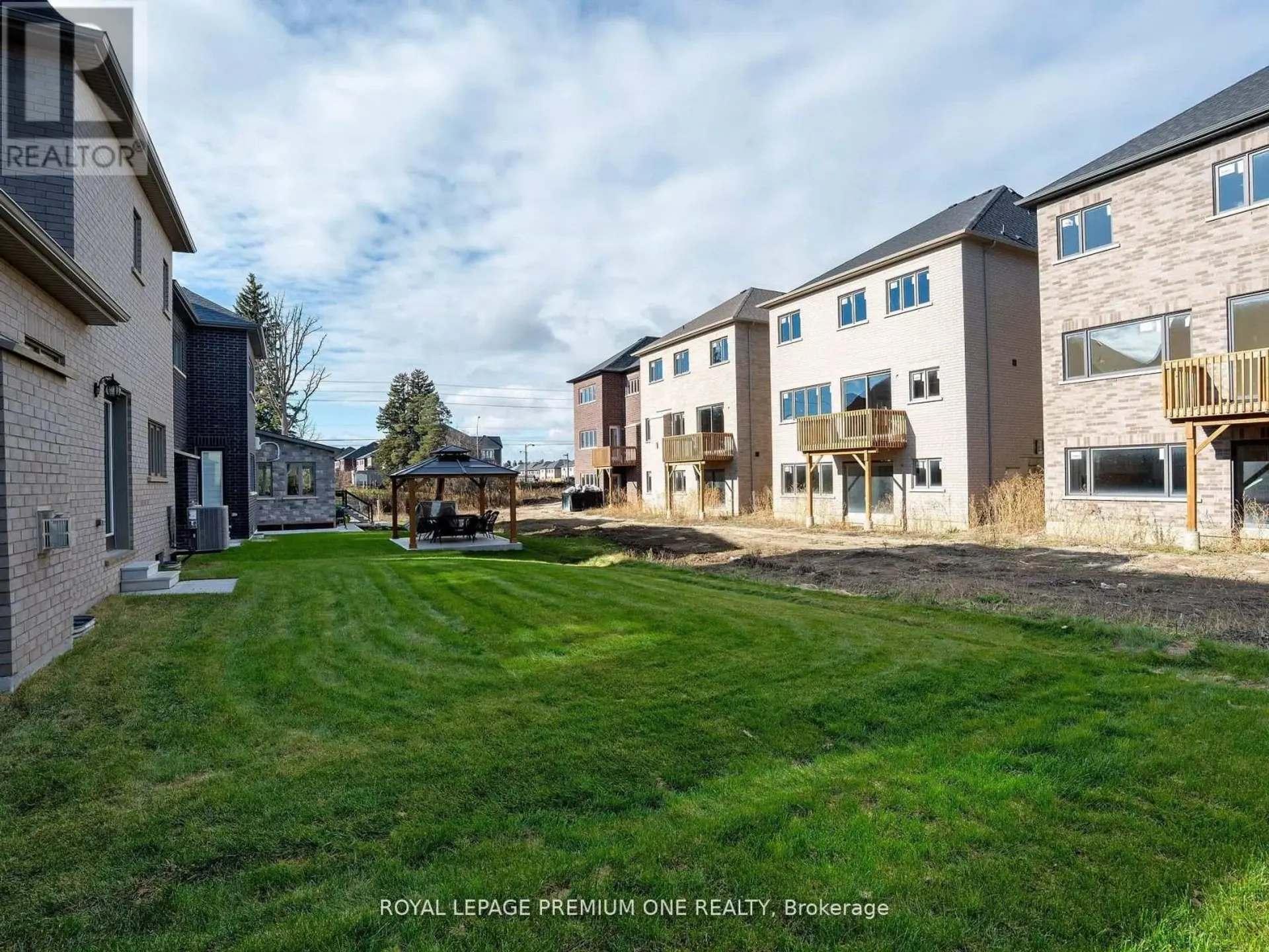 15 ANTONIETTA CRESCENT - Image 10