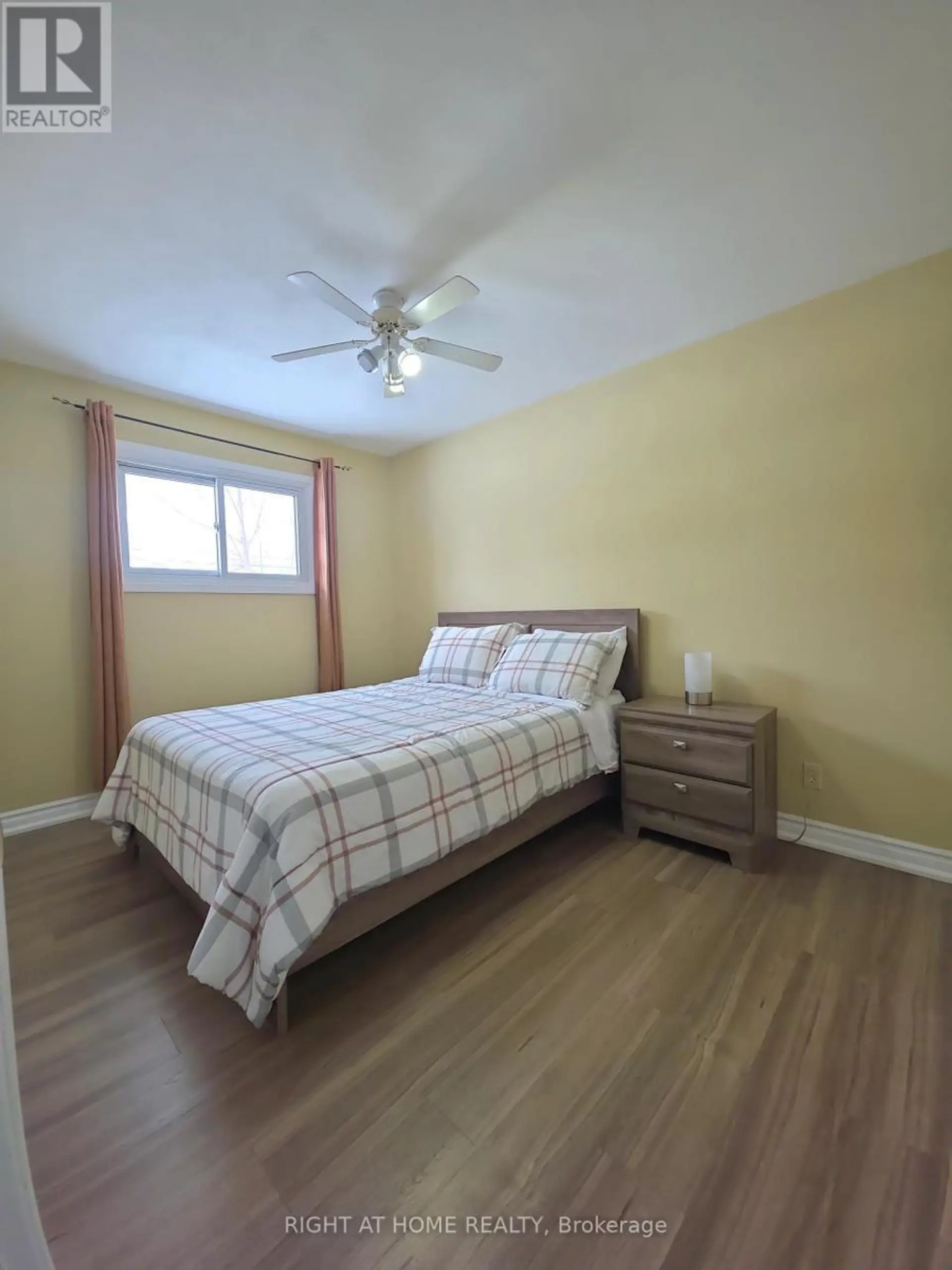 438 FOREST AVENUE S - Image 12