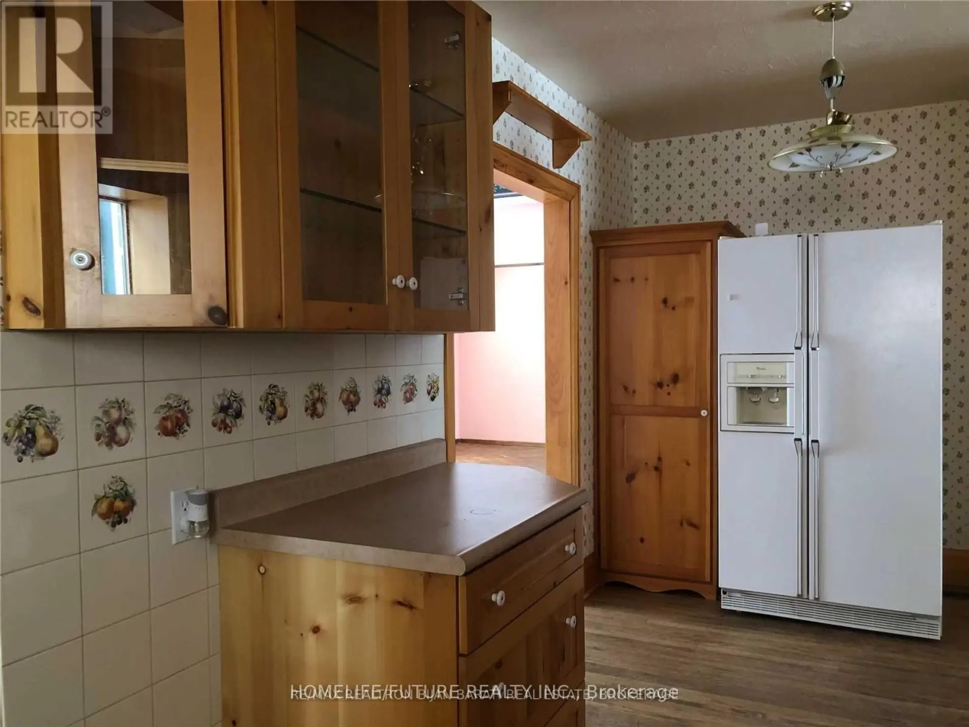 192 PARKVIEW AVENUE - Image 3