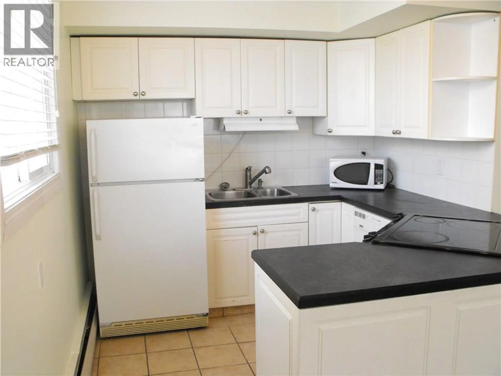 #104 1143 37 STREET SW - Image 3