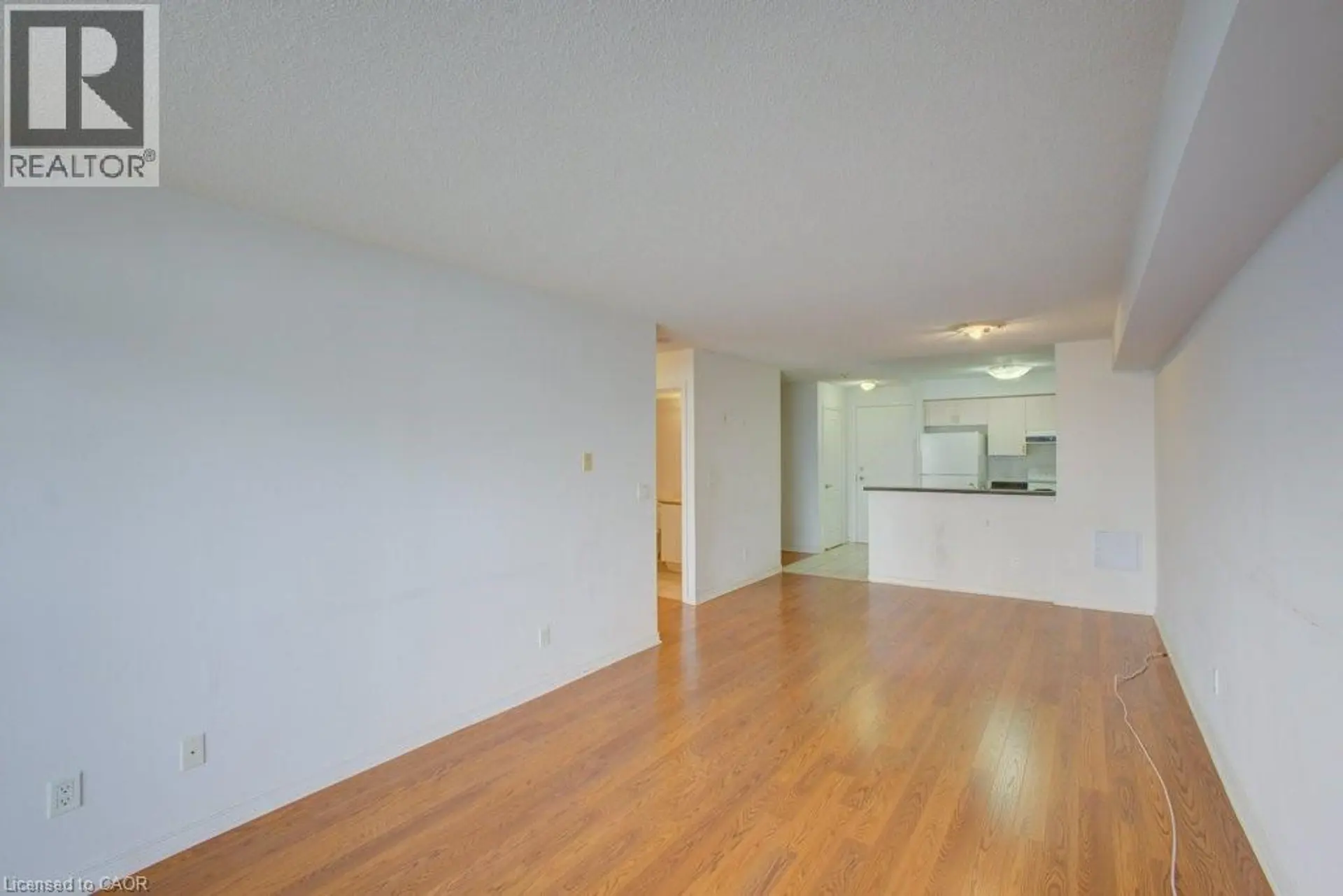 #802 3650 KINGSTON ROAD - Image 11