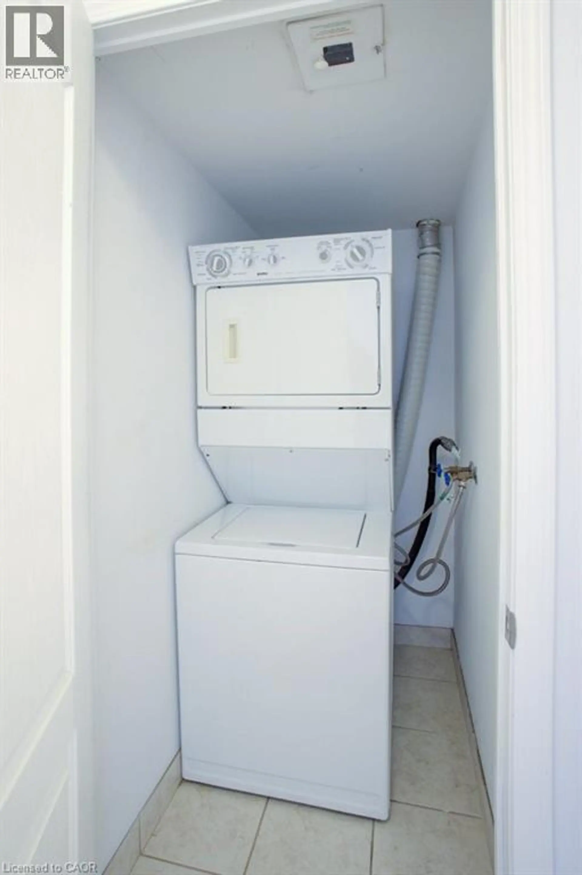 #802 3650 KINGSTON ROAD - Image 16
