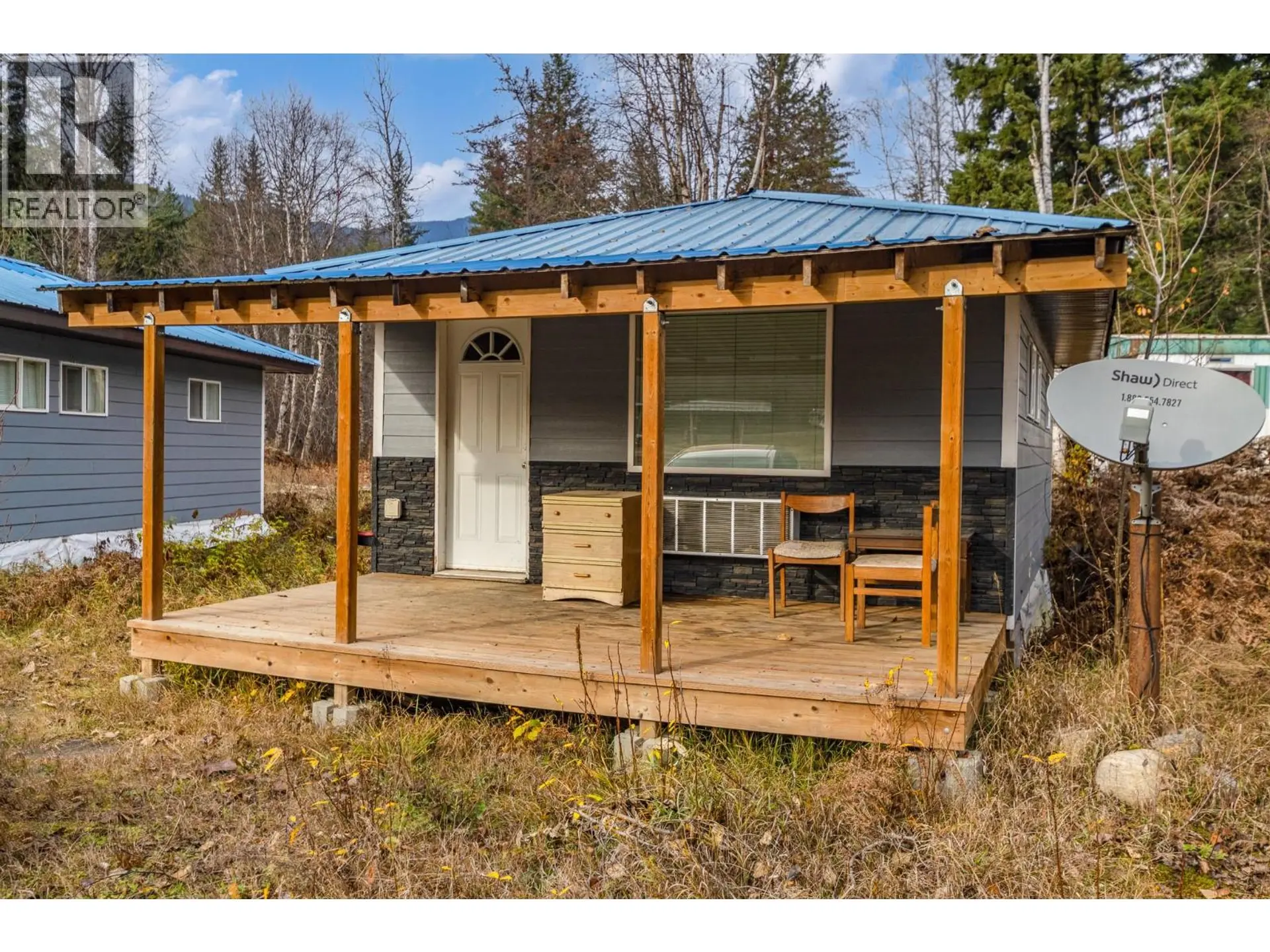 Property at 5513 PROSH FRONTAGE ROAD, Sicamous, BC