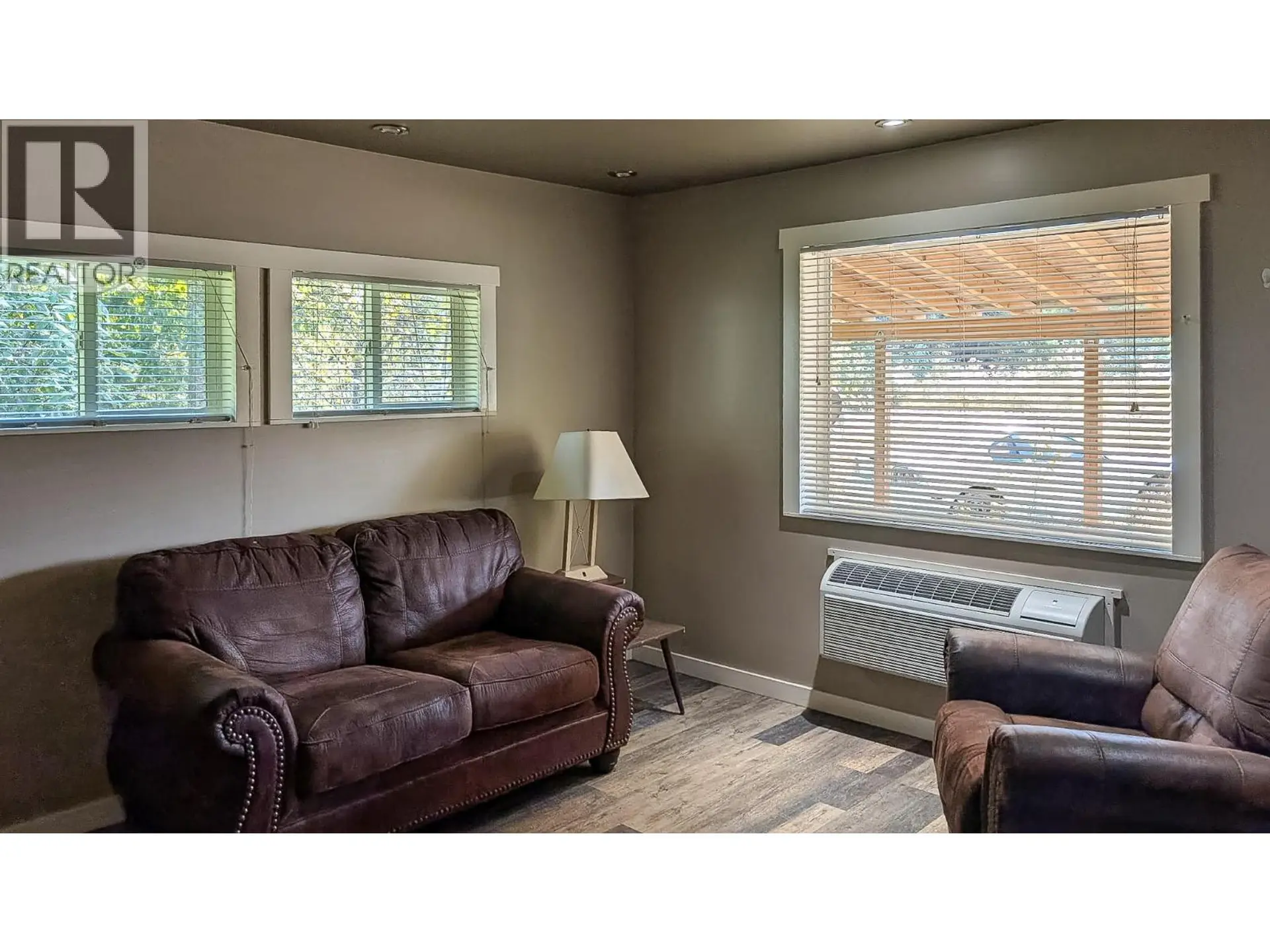 Property at 5513 PROSH FRONTAGE ROAD, Sicamous, BC