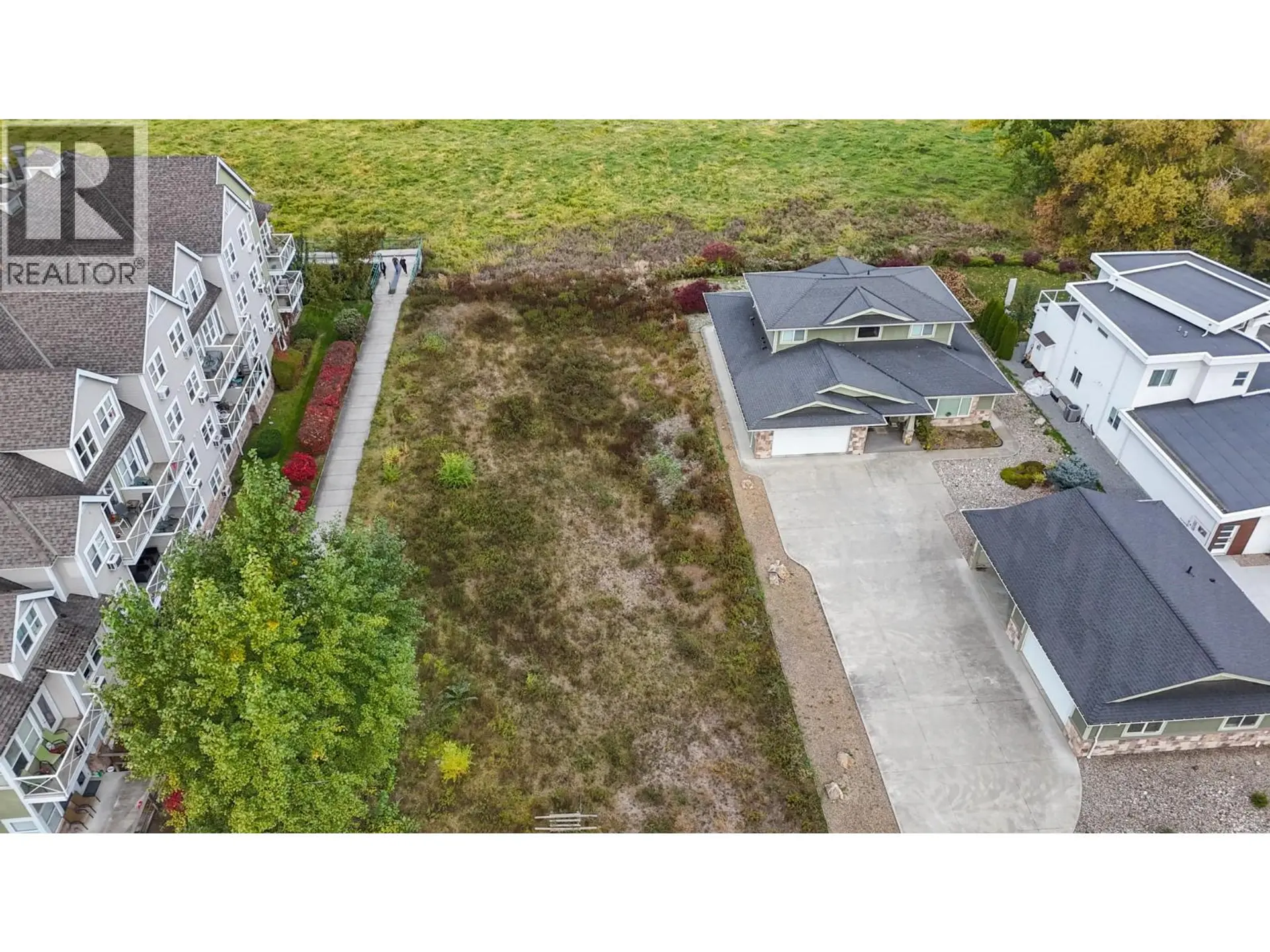 Property at 721 HARBOURFRONT DRIVE NE, Salmon Arm, BC