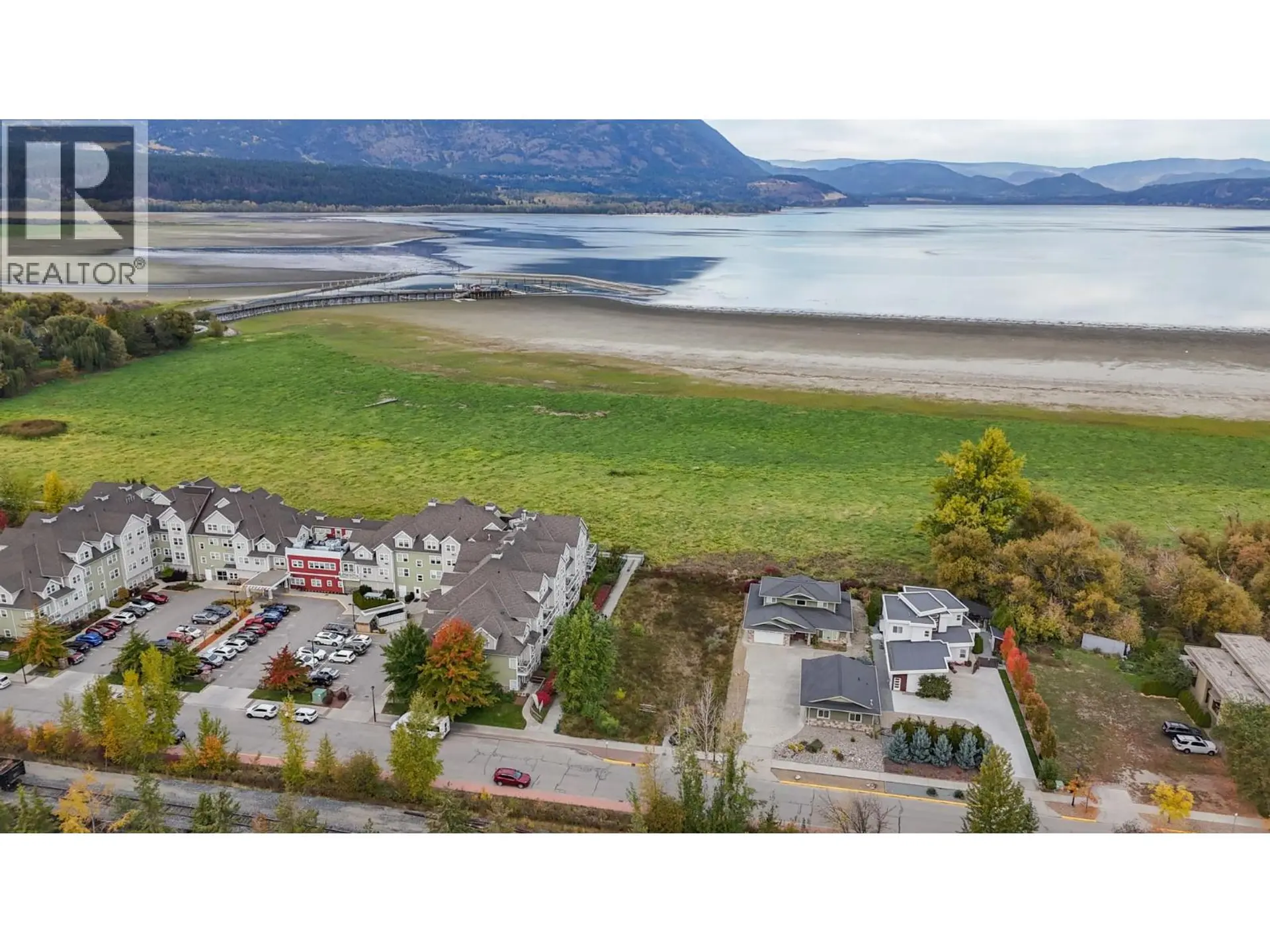 Property at 721 HARBOURFRONT DRIVE NE, Salmon Arm, BC