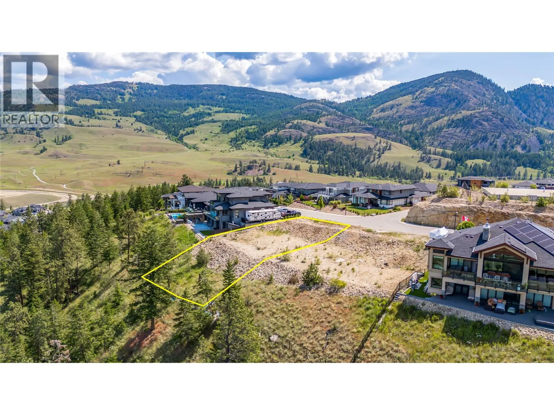 Property at 1726 CARNEGIE STREET, Kelowna, BC