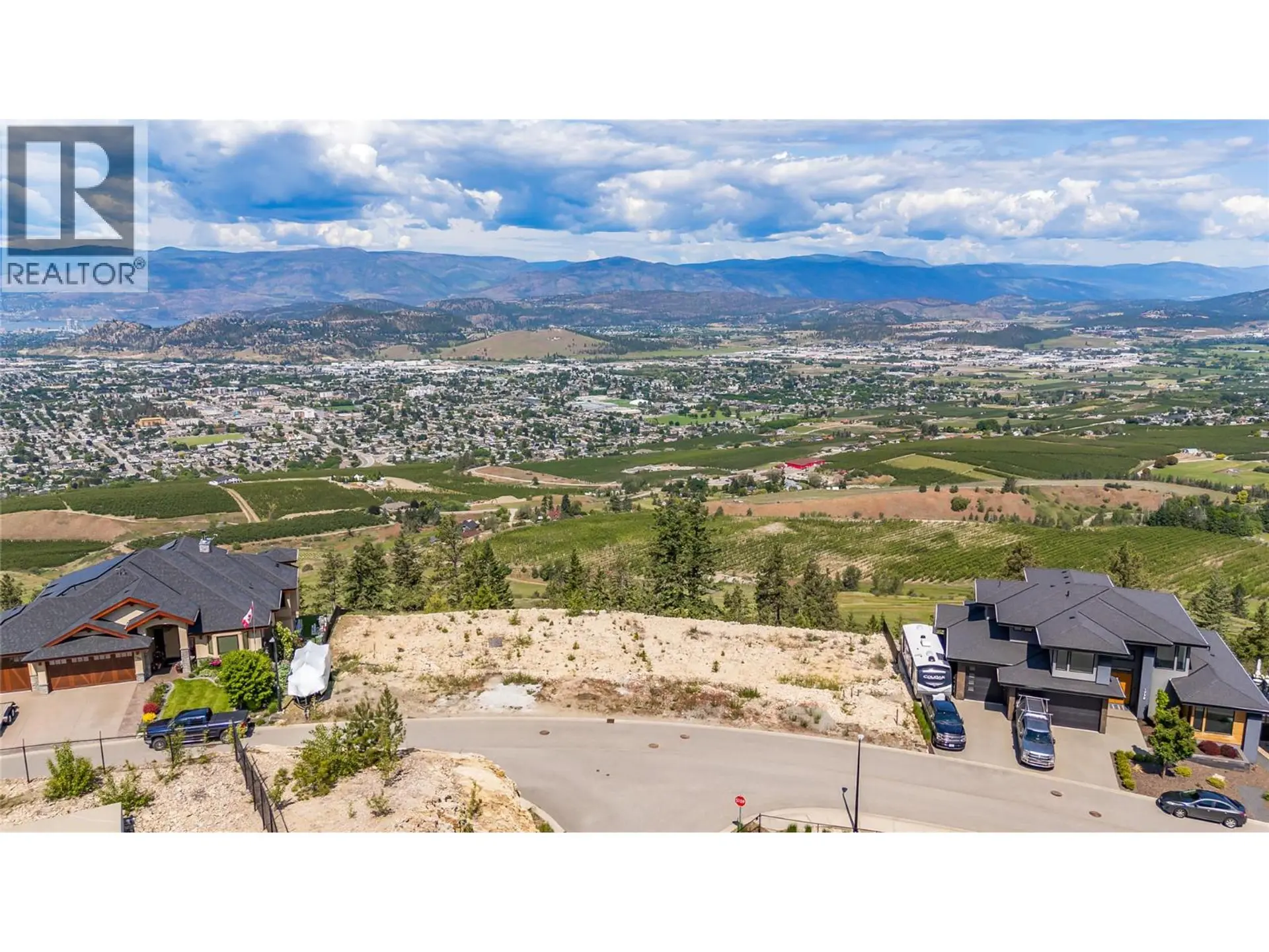 Property at 1726 CARNEGIE STREET, Kelowna, BC