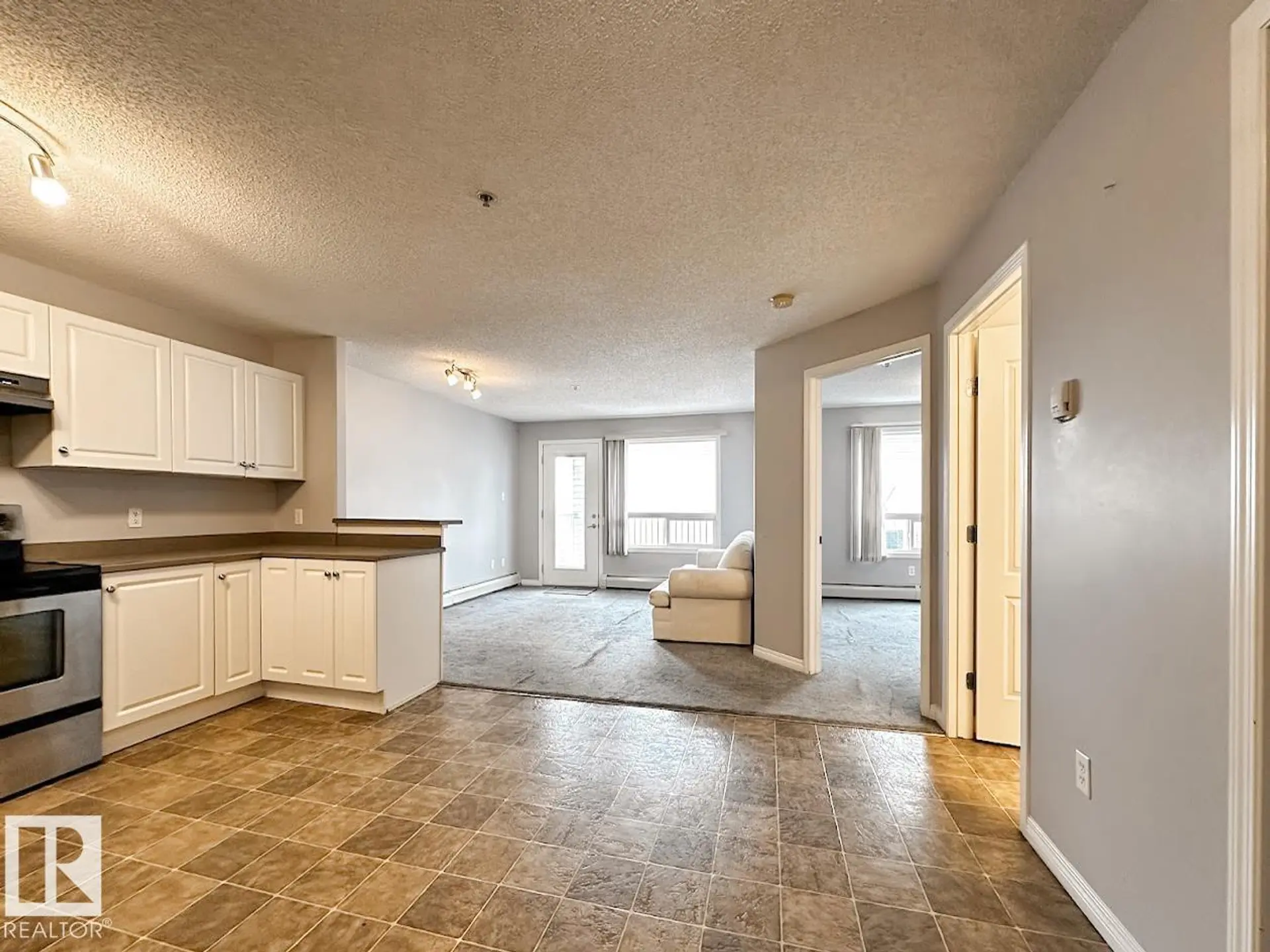 #6315 7331 SOUTH TERWILLEGAR DR NW - Image 3
