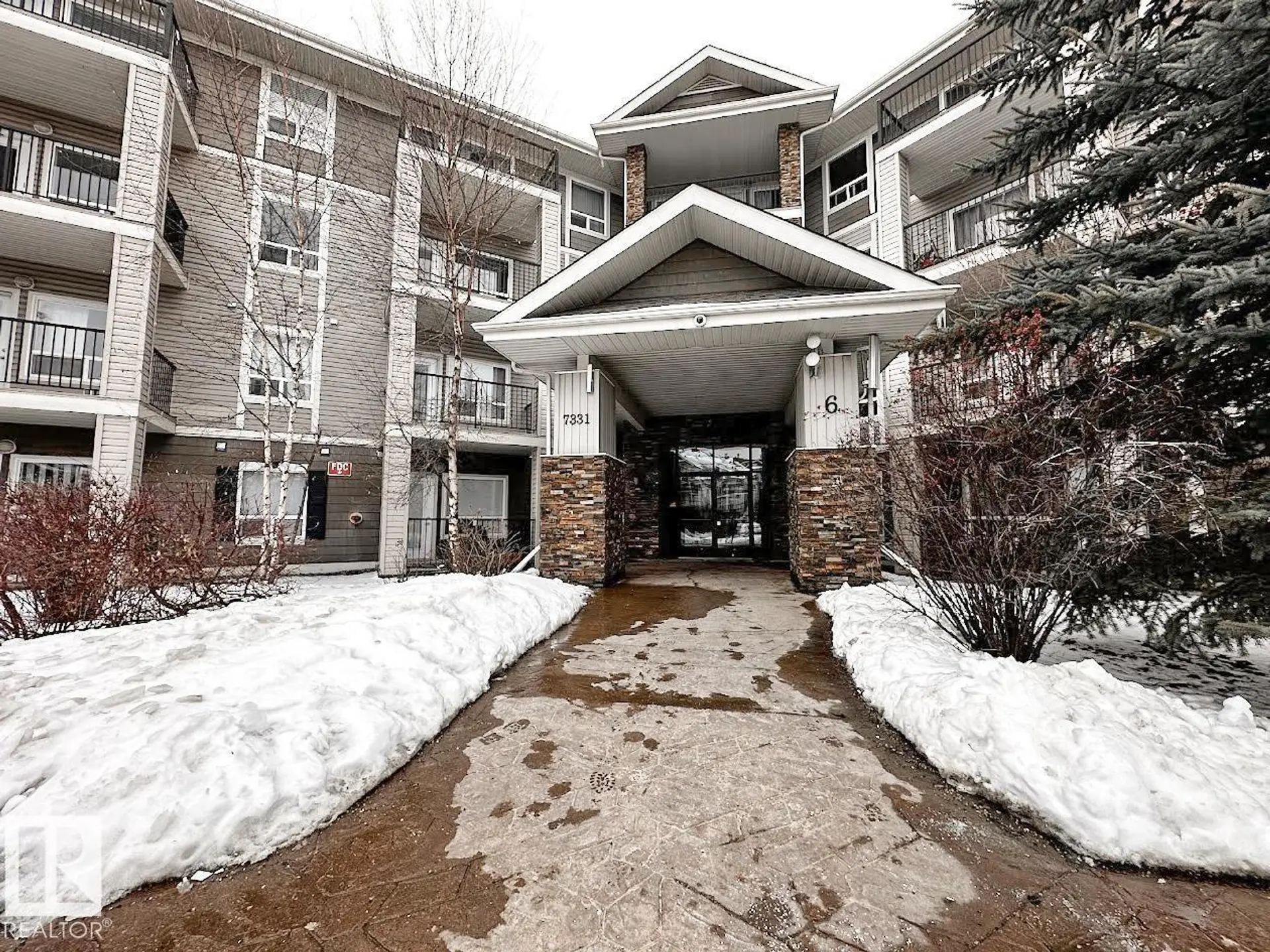 #6315 7331 SOUTH TERWILLEGAR DR NW - Image 1