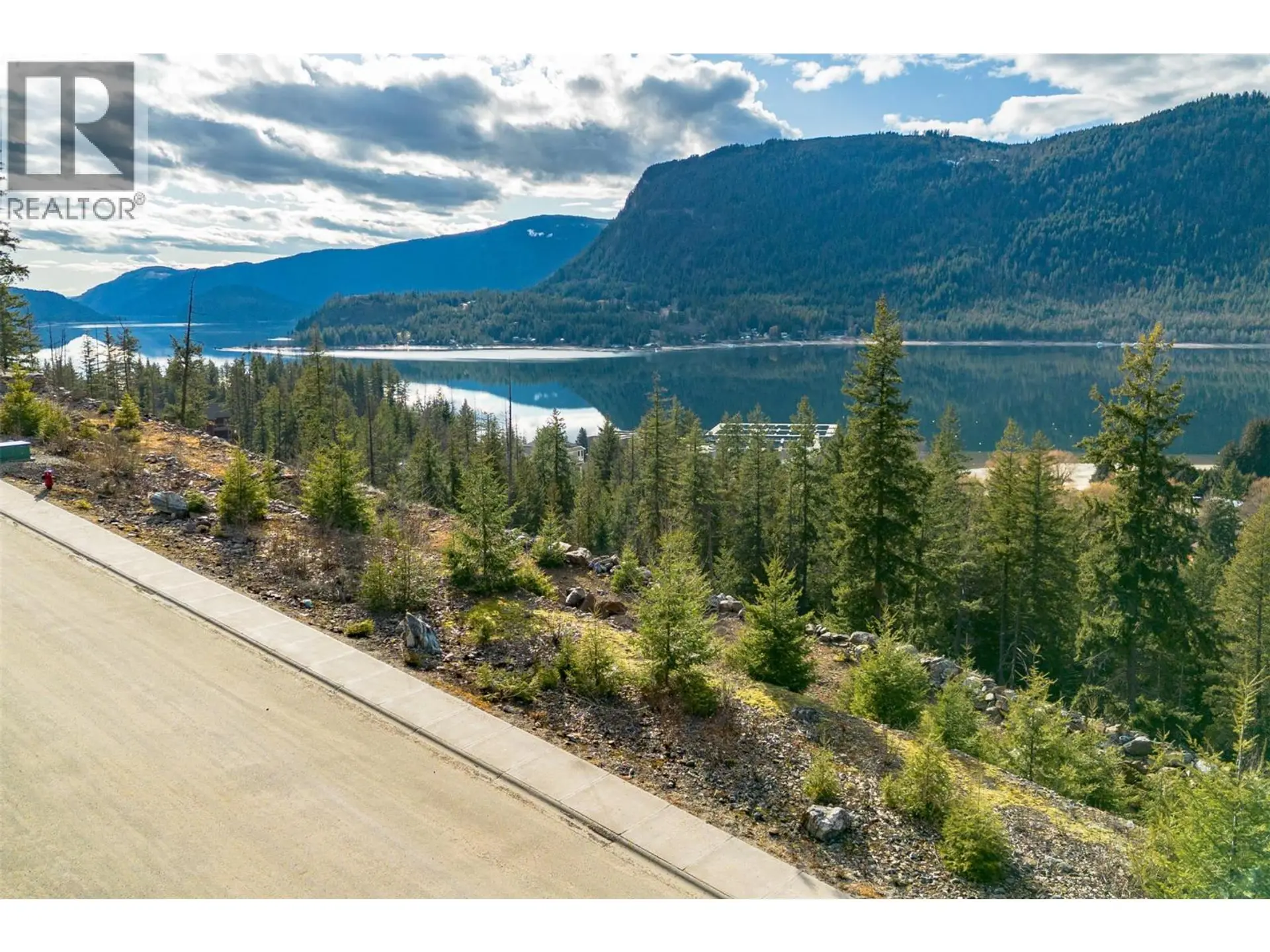 Property at 242 STONERIDGE DRIVE, Sicamous, BC