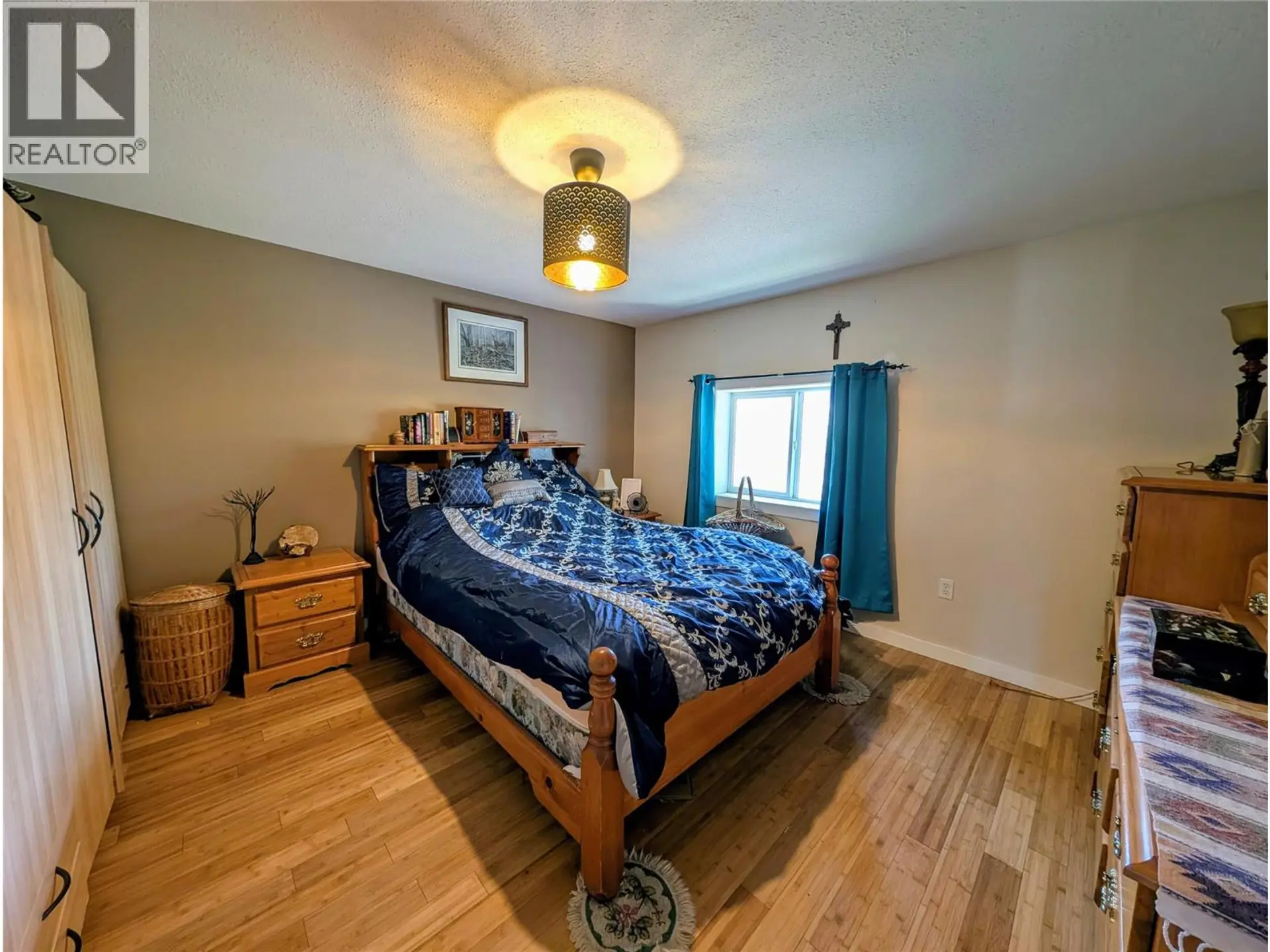 Property at 311 DEWDNEY AVENUE, Clinton, BC