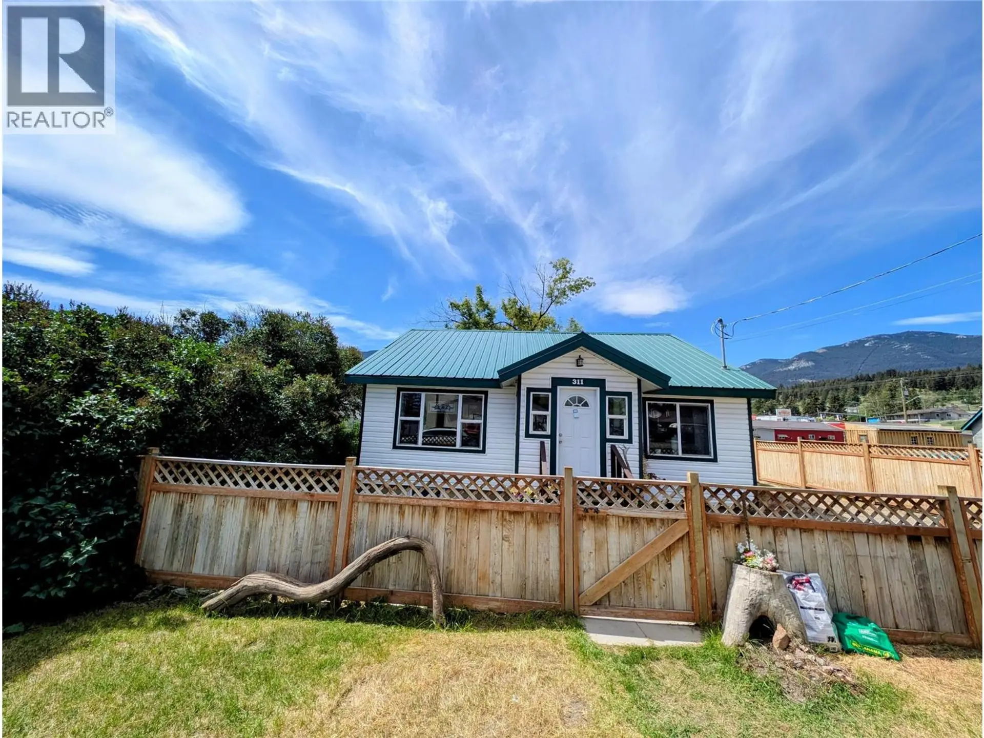 Property at 311 DEWDNEY AVENUE, Clinton, BC