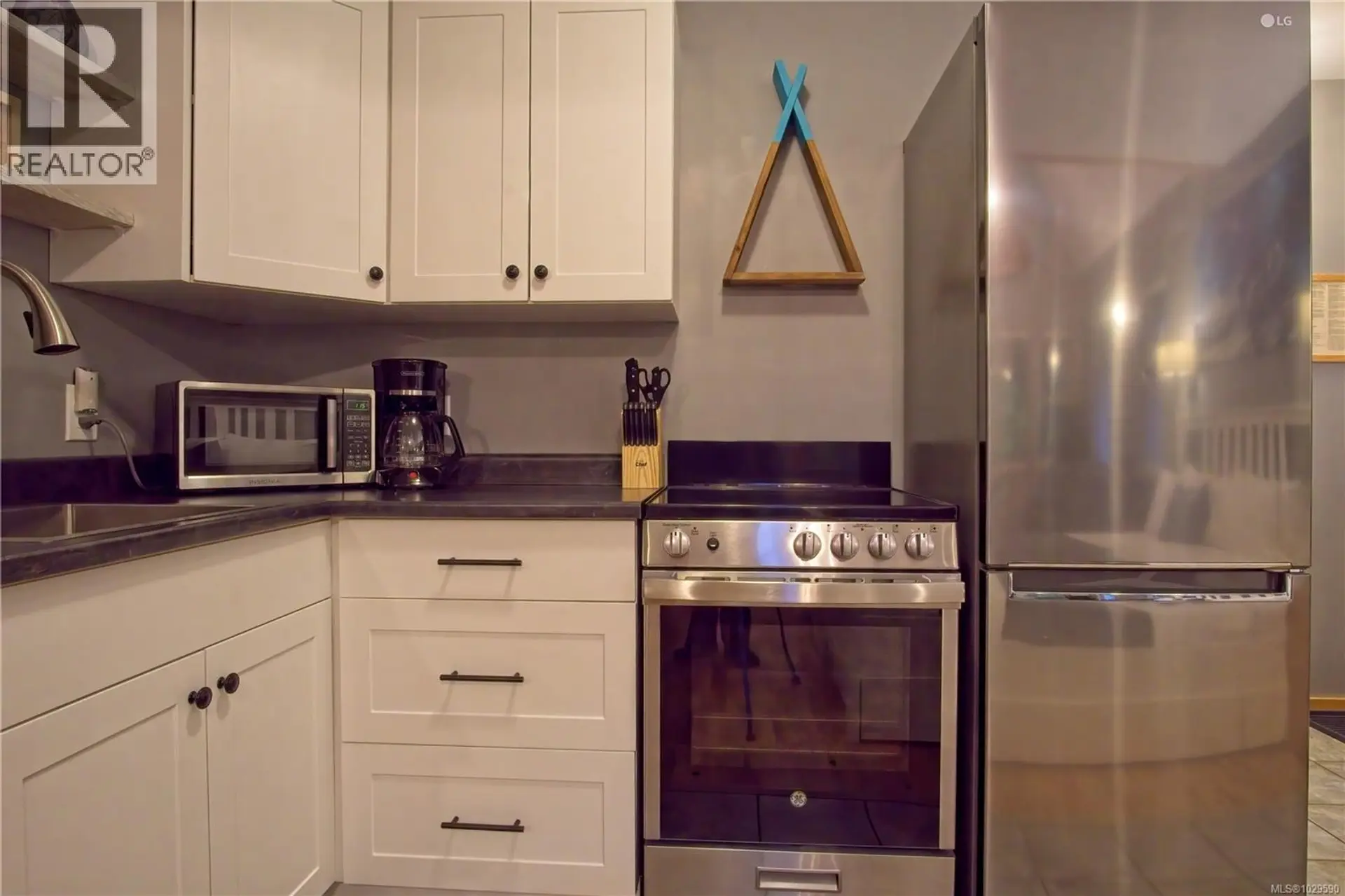 Property at #23 1039 TYEE TERR, Ucluelet, BC