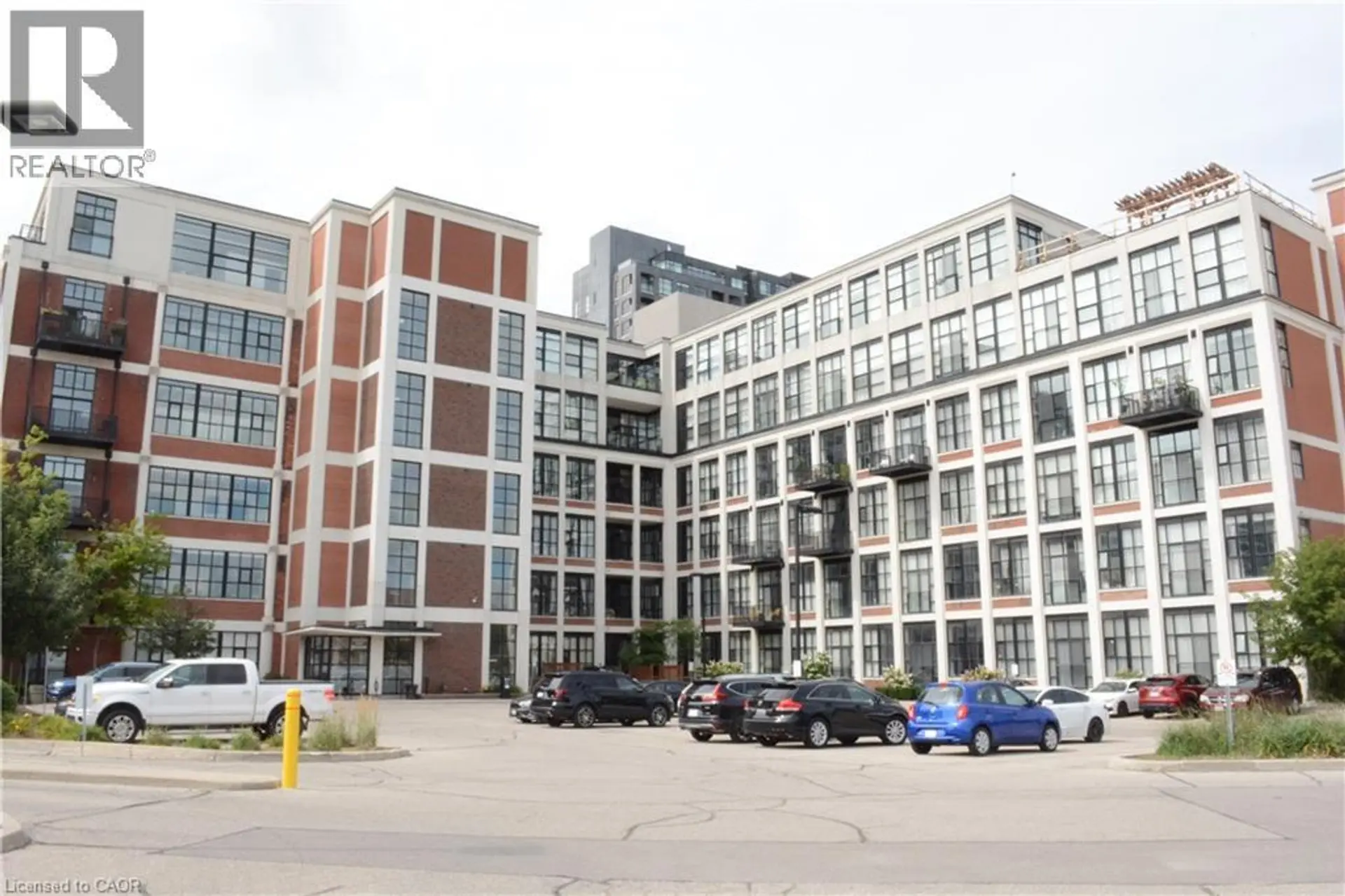 #409 404 KING STREET W - Image 1