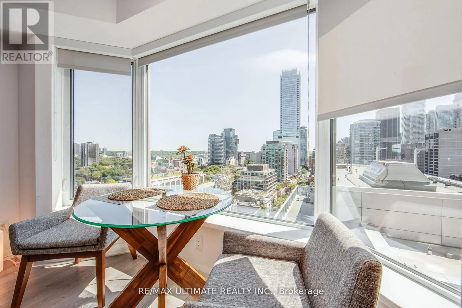 #1705 155 YORKVILLE AVENUE - Image 4