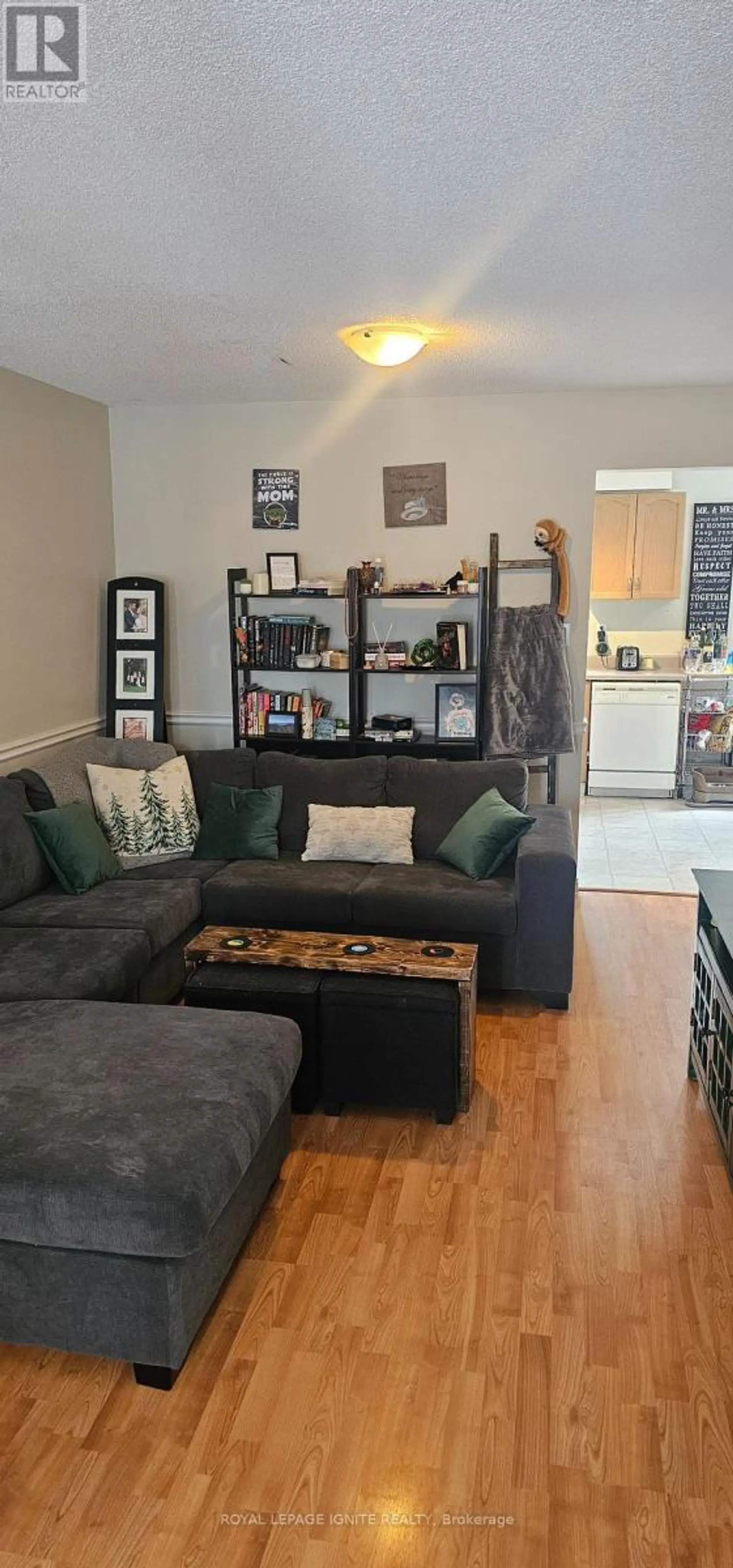5 YORKVILLE DRIVE - Image 3