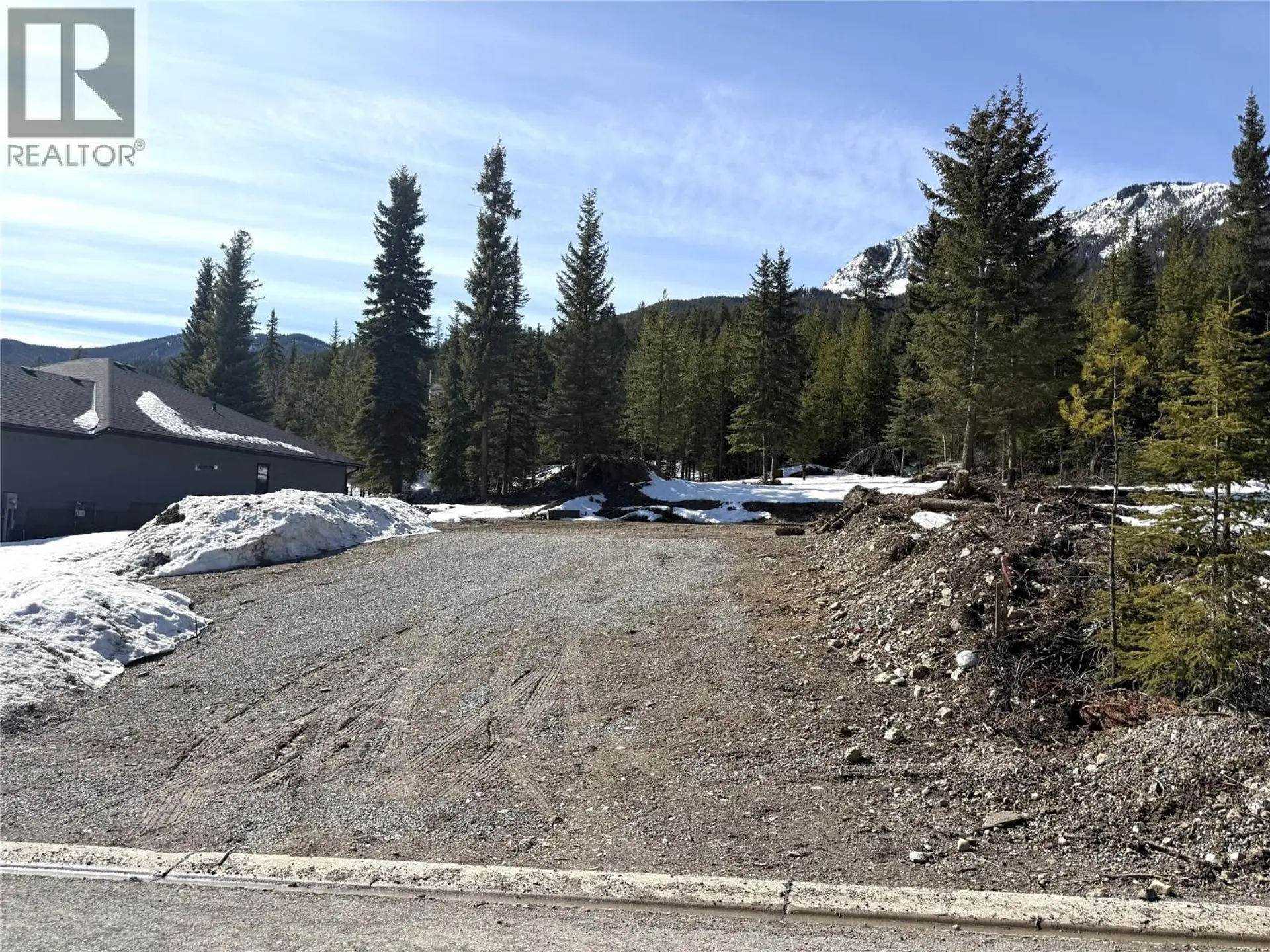 Property at 83 DEERBORNE DRIVE, Elkford, BC