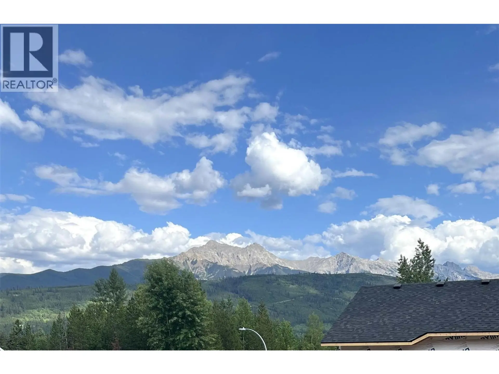 Property at 83 DEERBORNE DRIVE, Elkford, BC