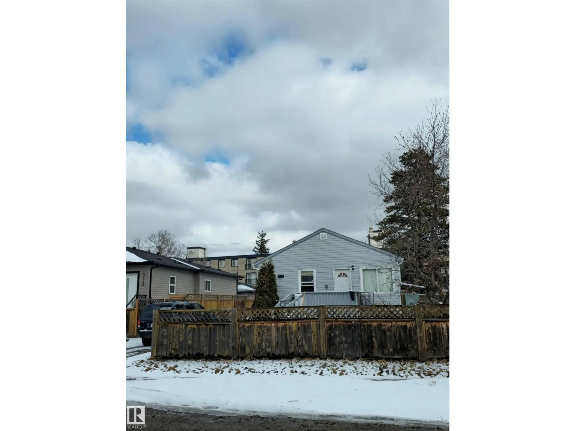 10541 157 ST NW - Image 3