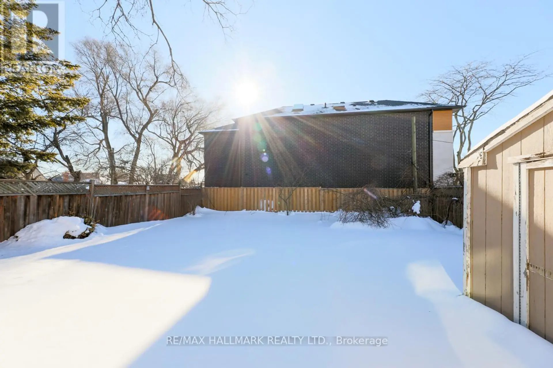 59 HIGHVIEW AVENUE - Image 15