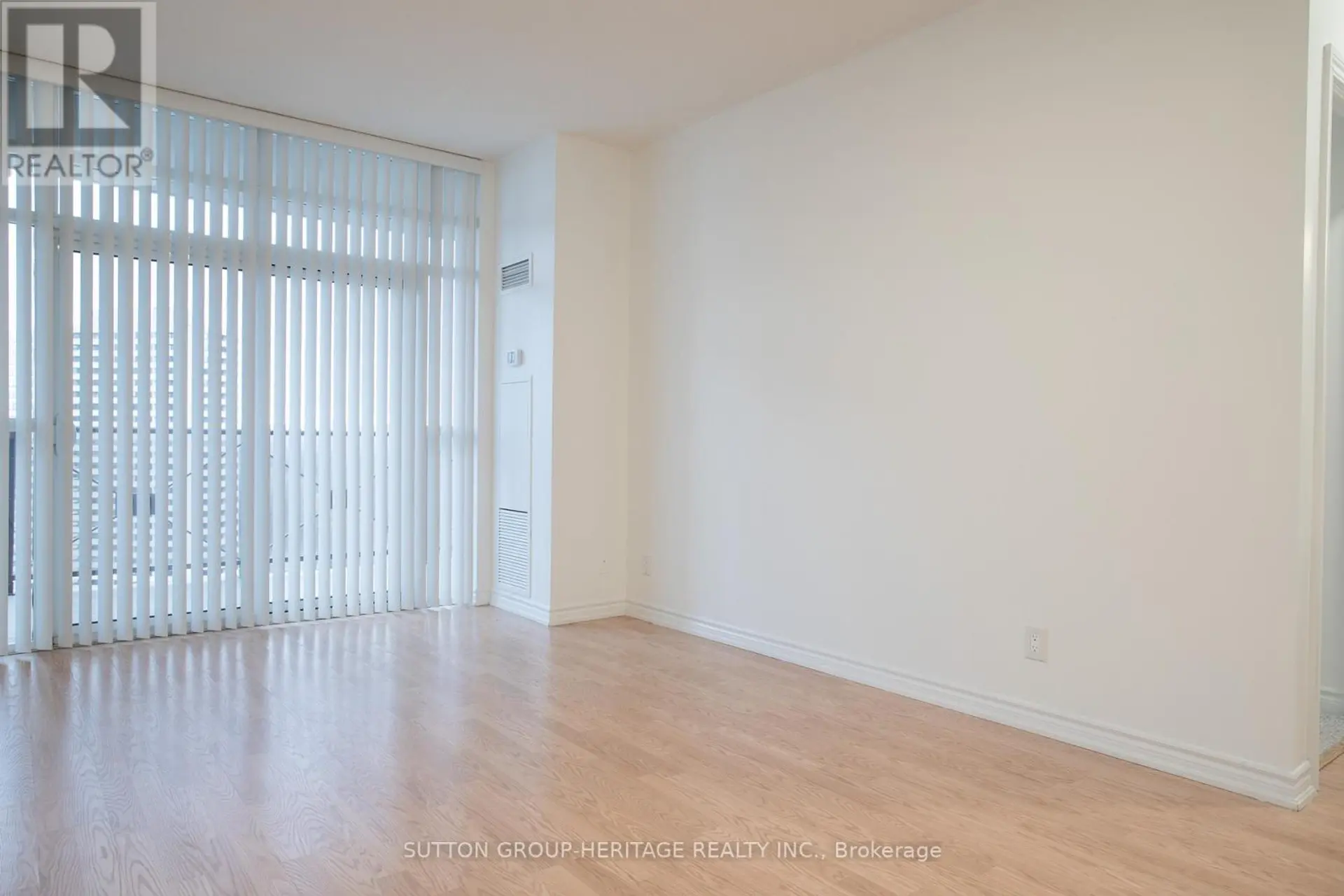 #1609 133 WYNFORD DRIVE - Image 7