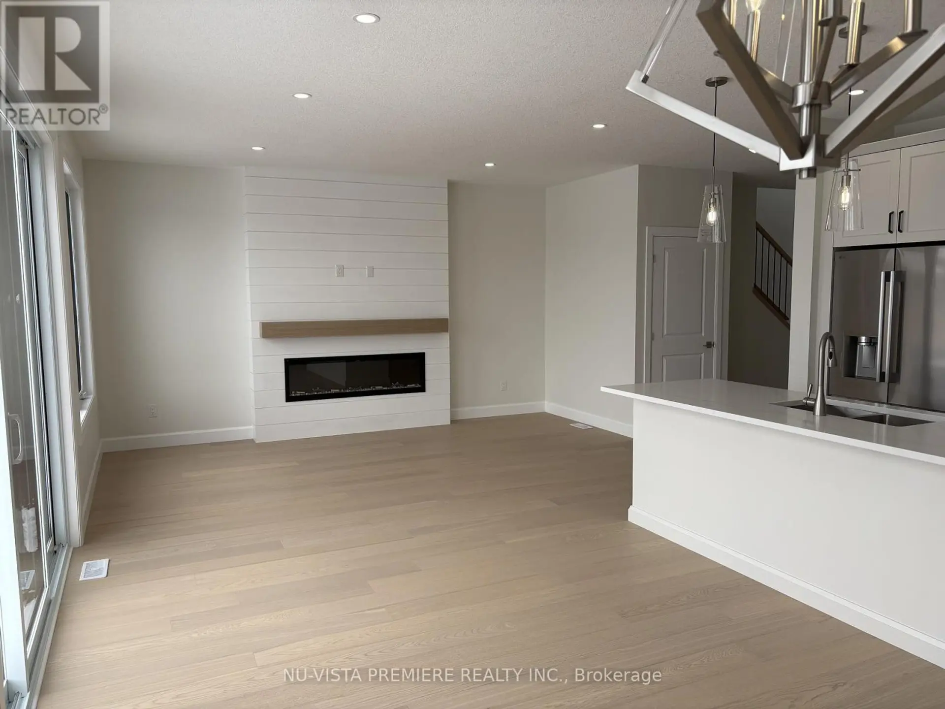 160 WATTS DRIVE - Image 8