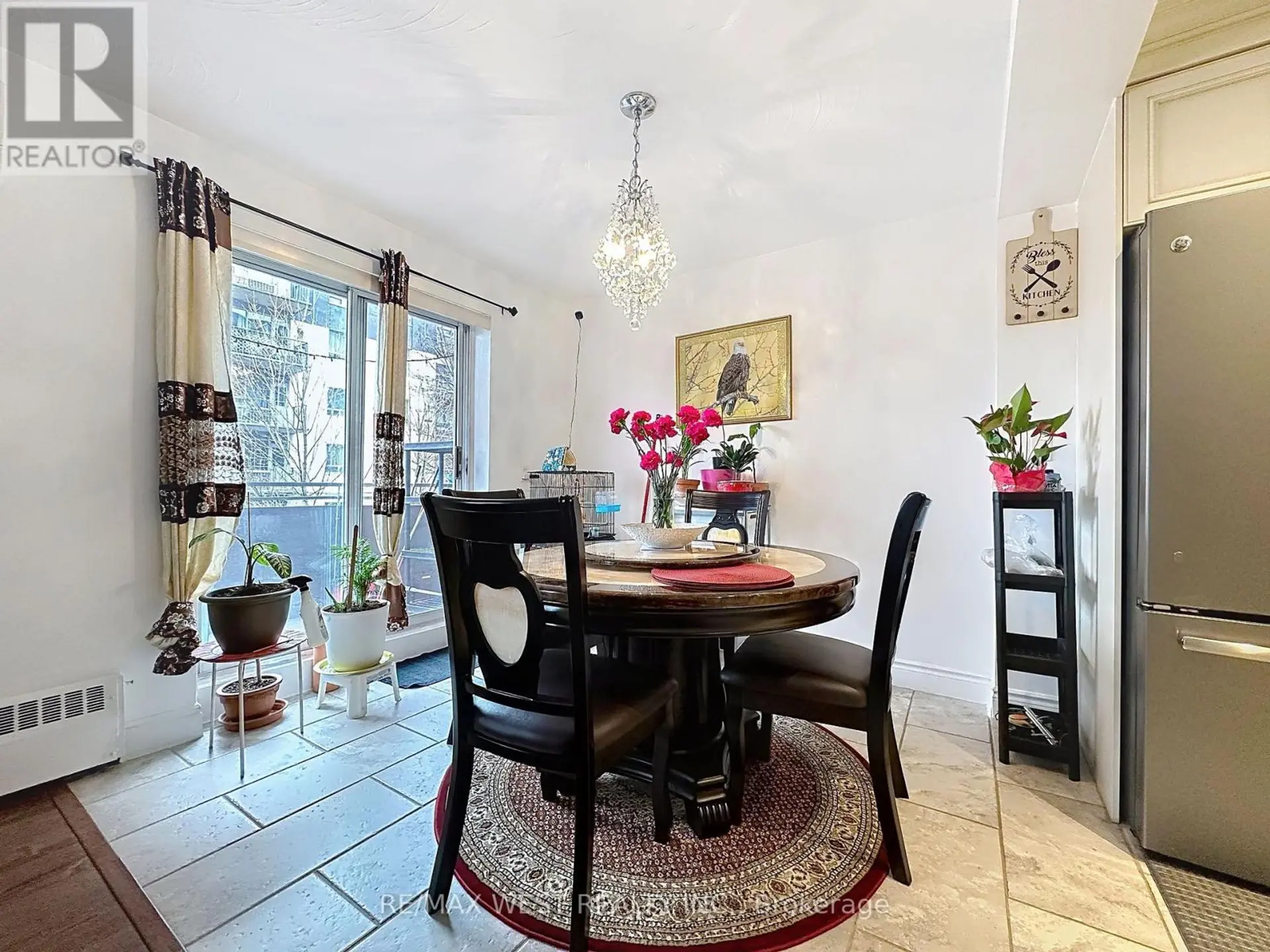 #206 800 KENNEDY ROAD - Image 12