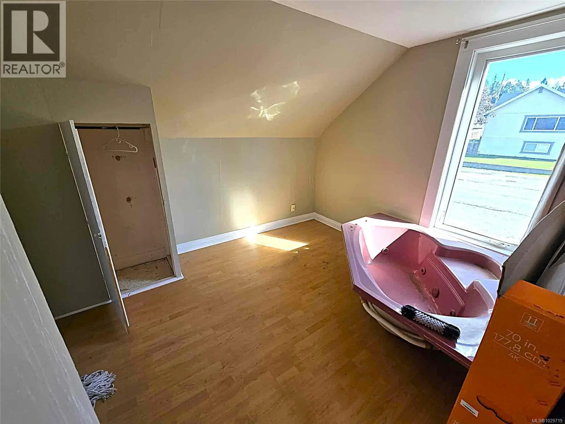 Property at 3358 6TH AVE, Port Alberni, BC