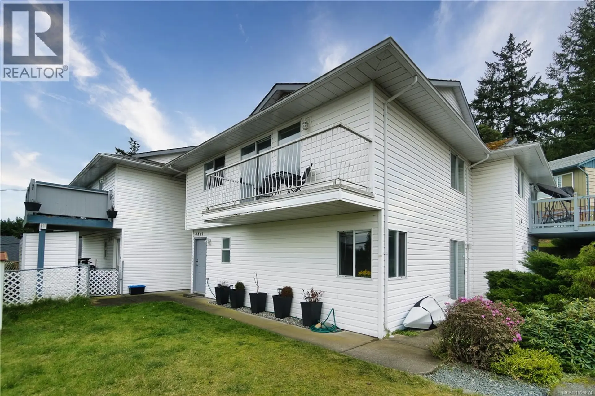 Property at #1 4801 Hammond Bay Rd, Nanaimo, BC