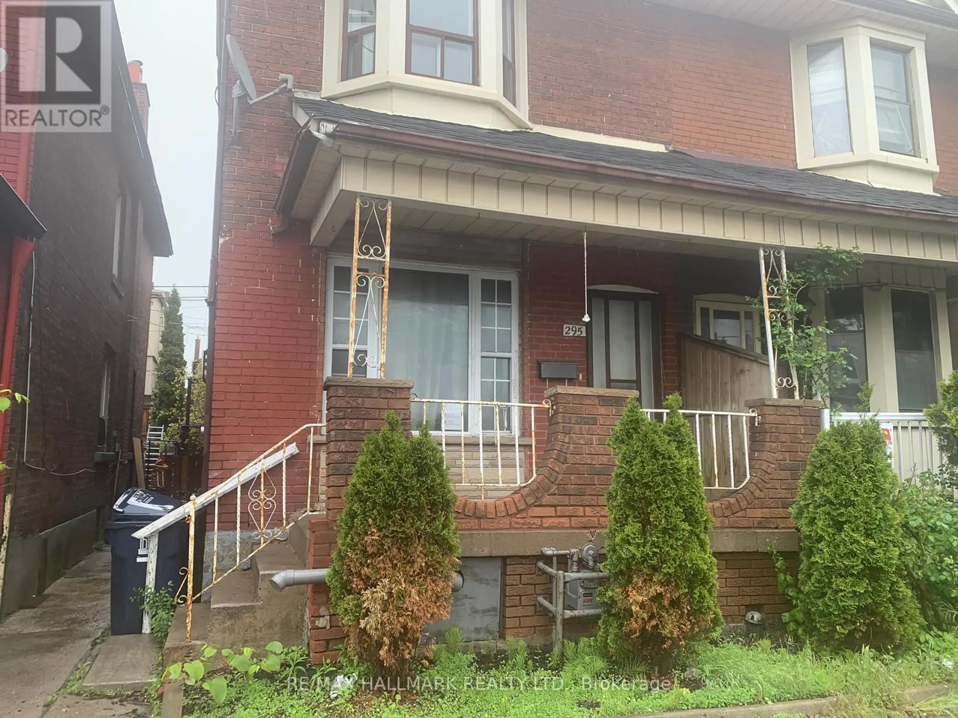 295 OLD WESTON ROAD - Image 1