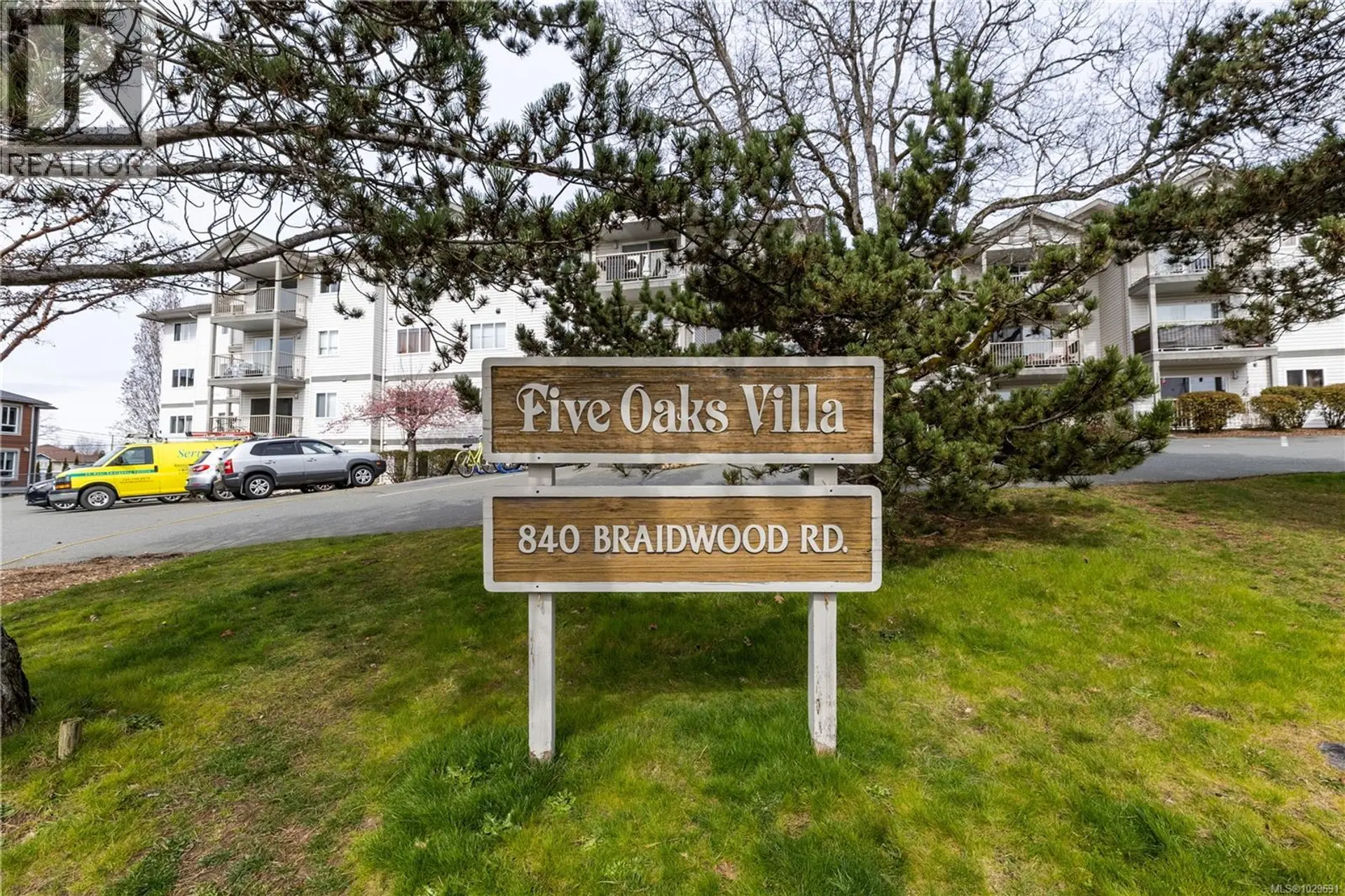 Property at #401 840 BRAIDWOOD RD, Courtenay, BC