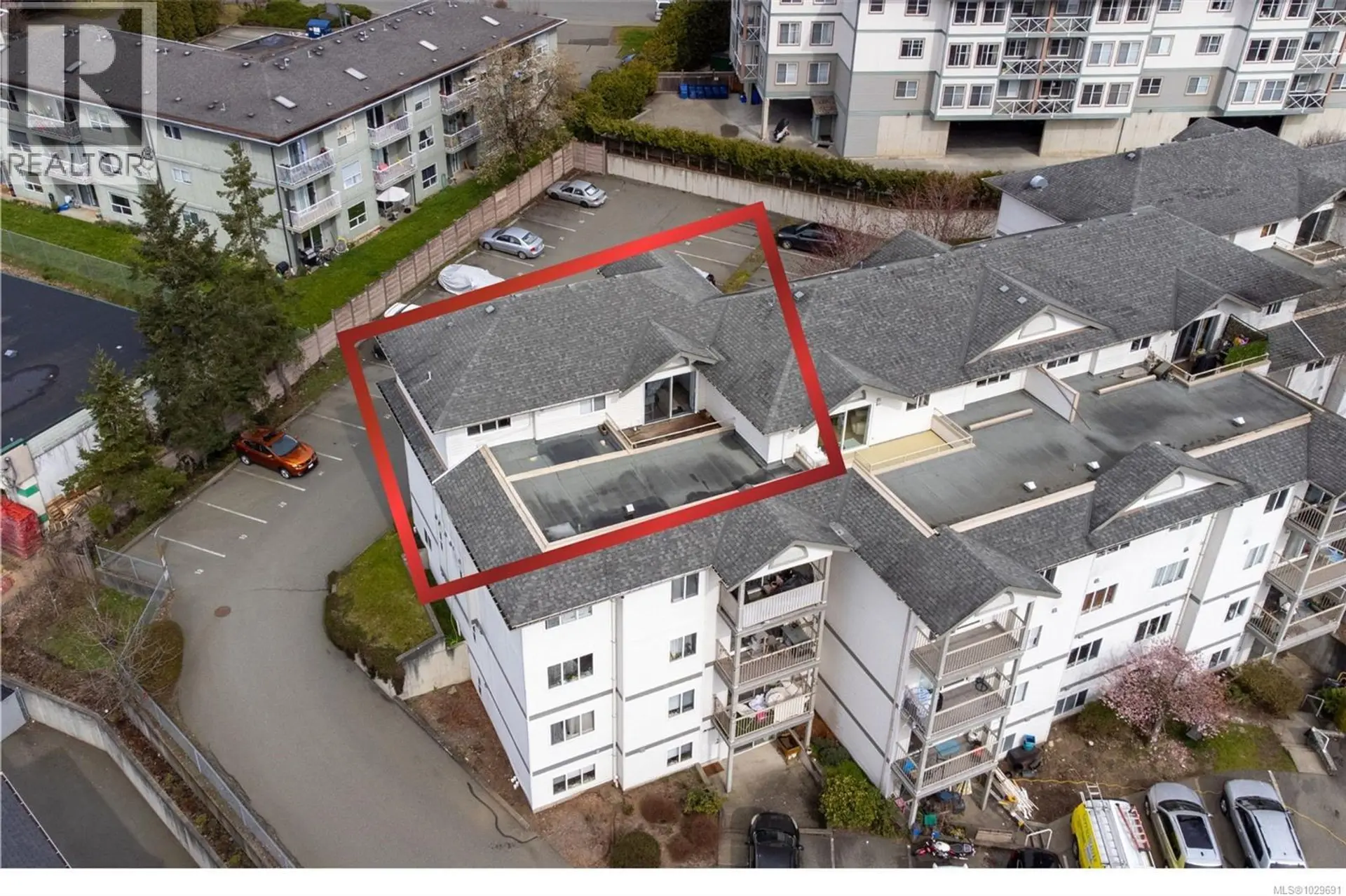 Property at #401 840 BRAIDWOOD RD, Courtenay, BC