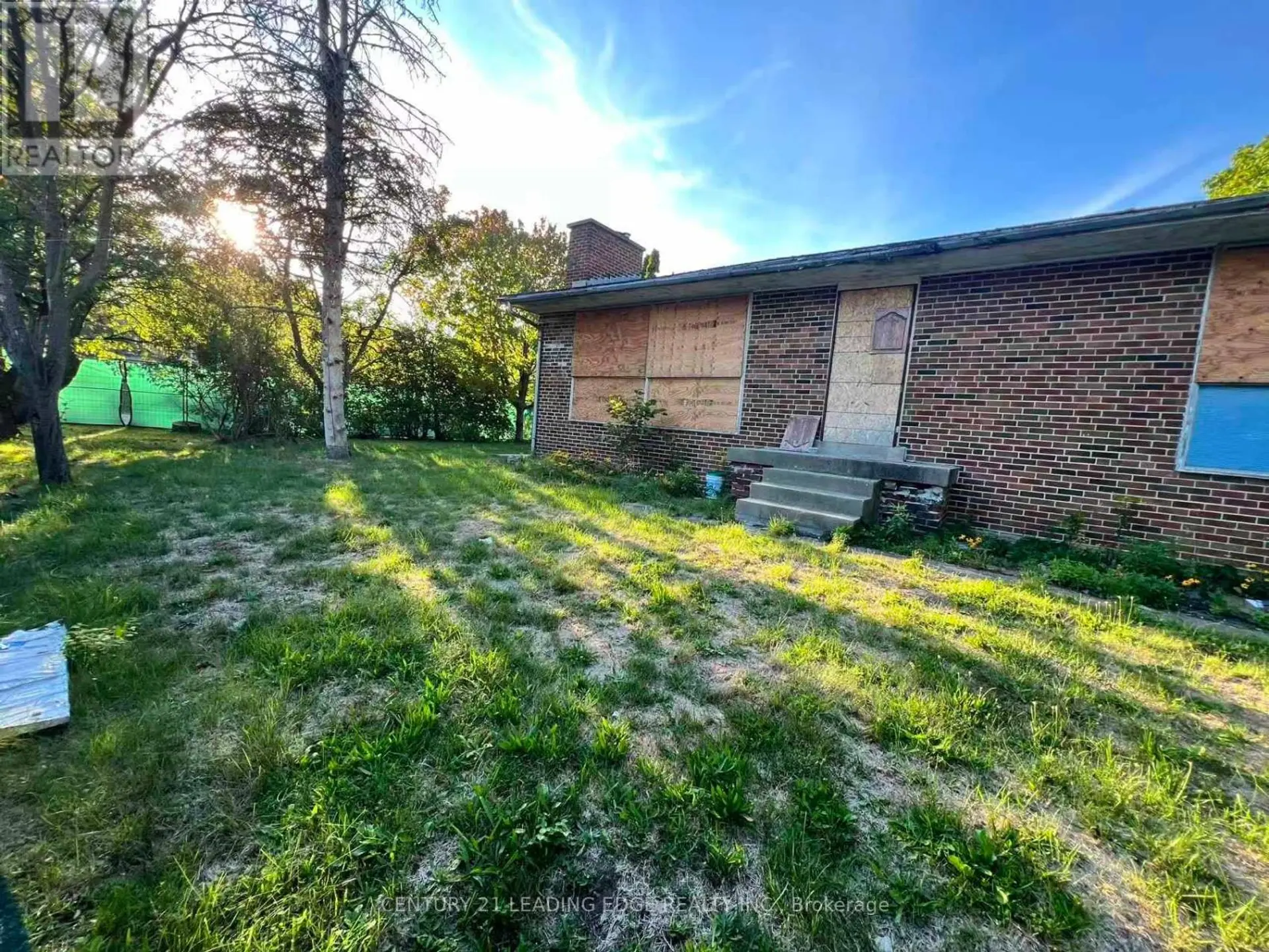 329 MILL STREET - Image 10