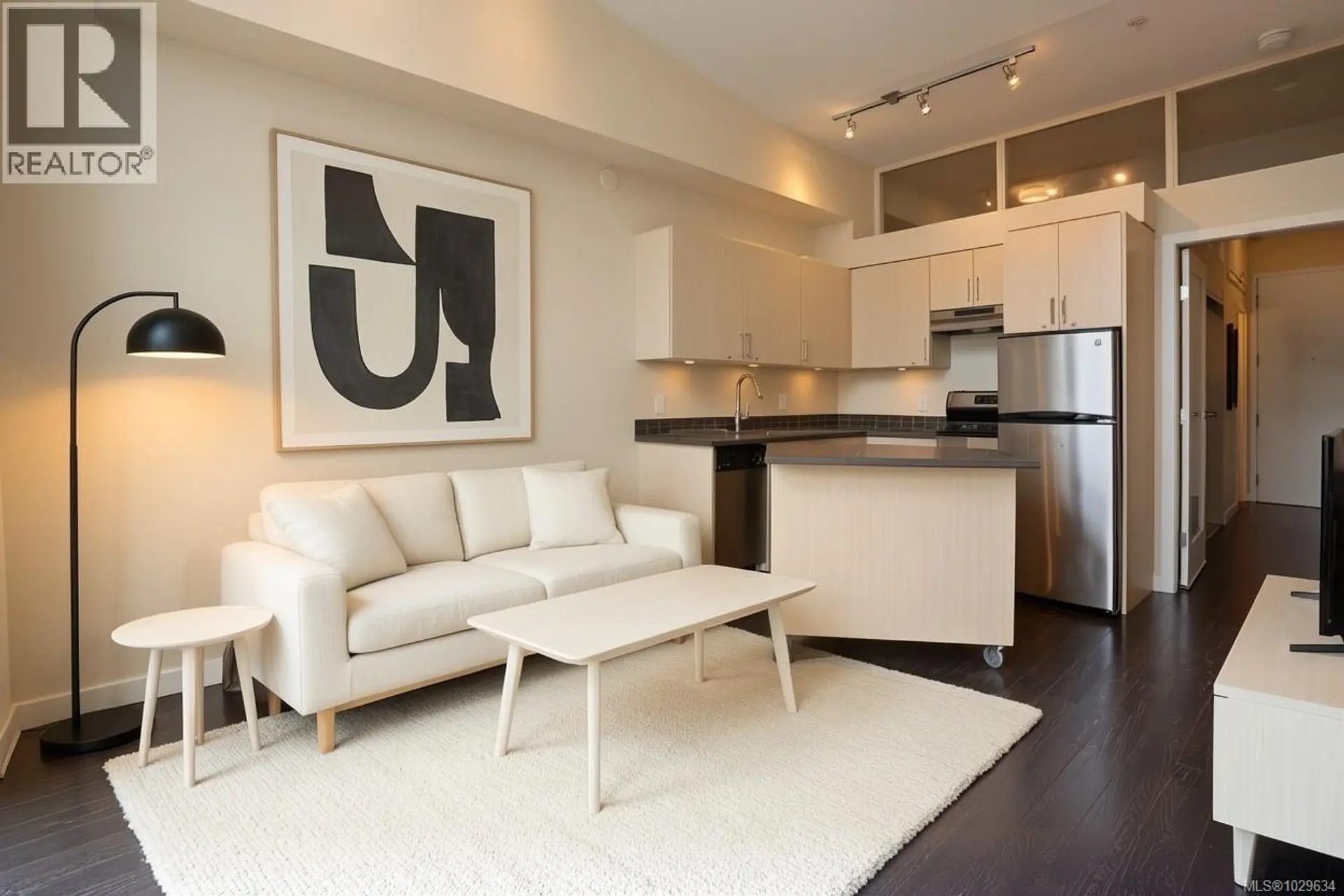 Property at #402 1121 FORT ST, Victoria, BC