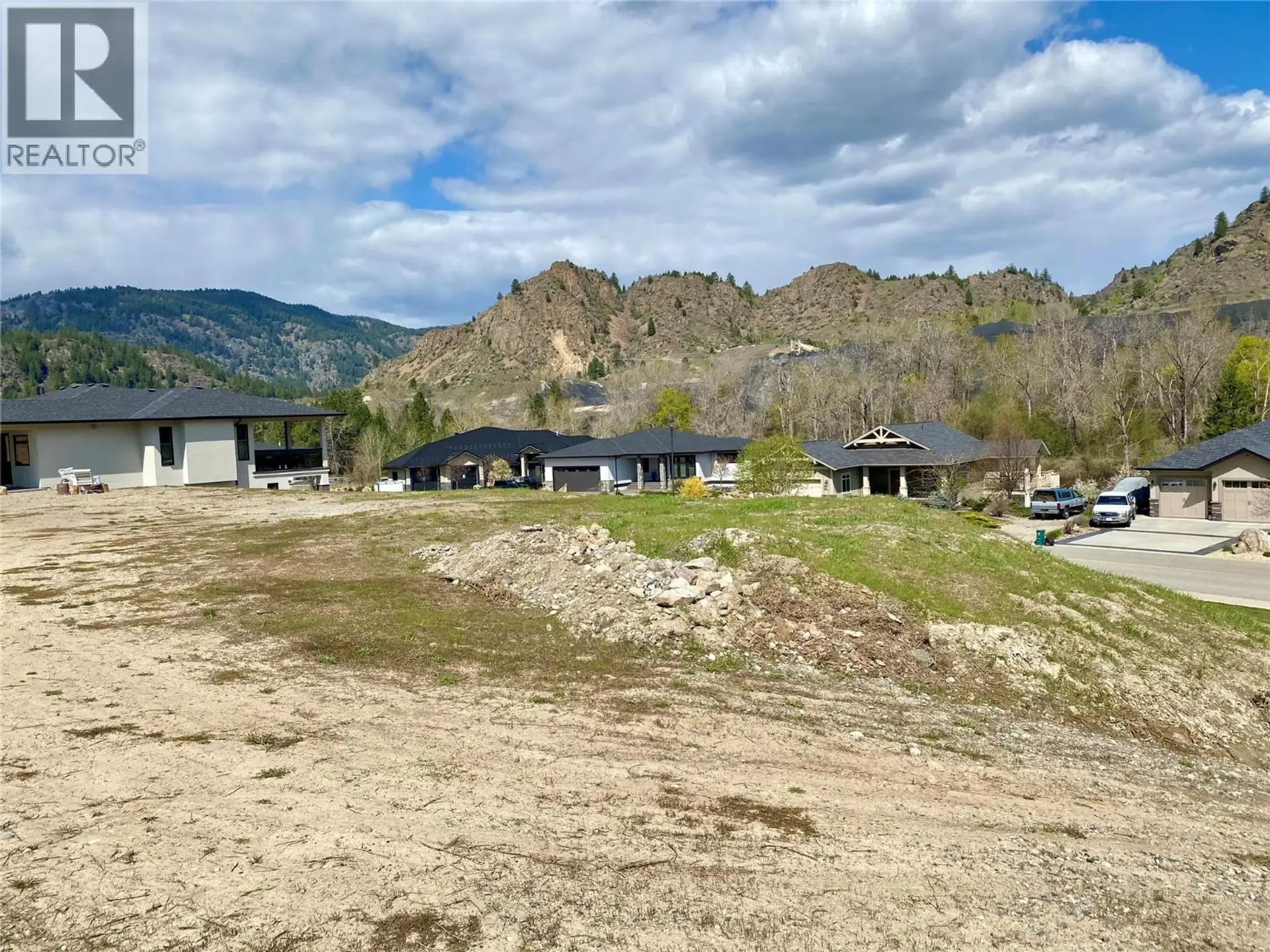 Property at 8721 RIVERSIDE DRIVE, Grand Forks, BC